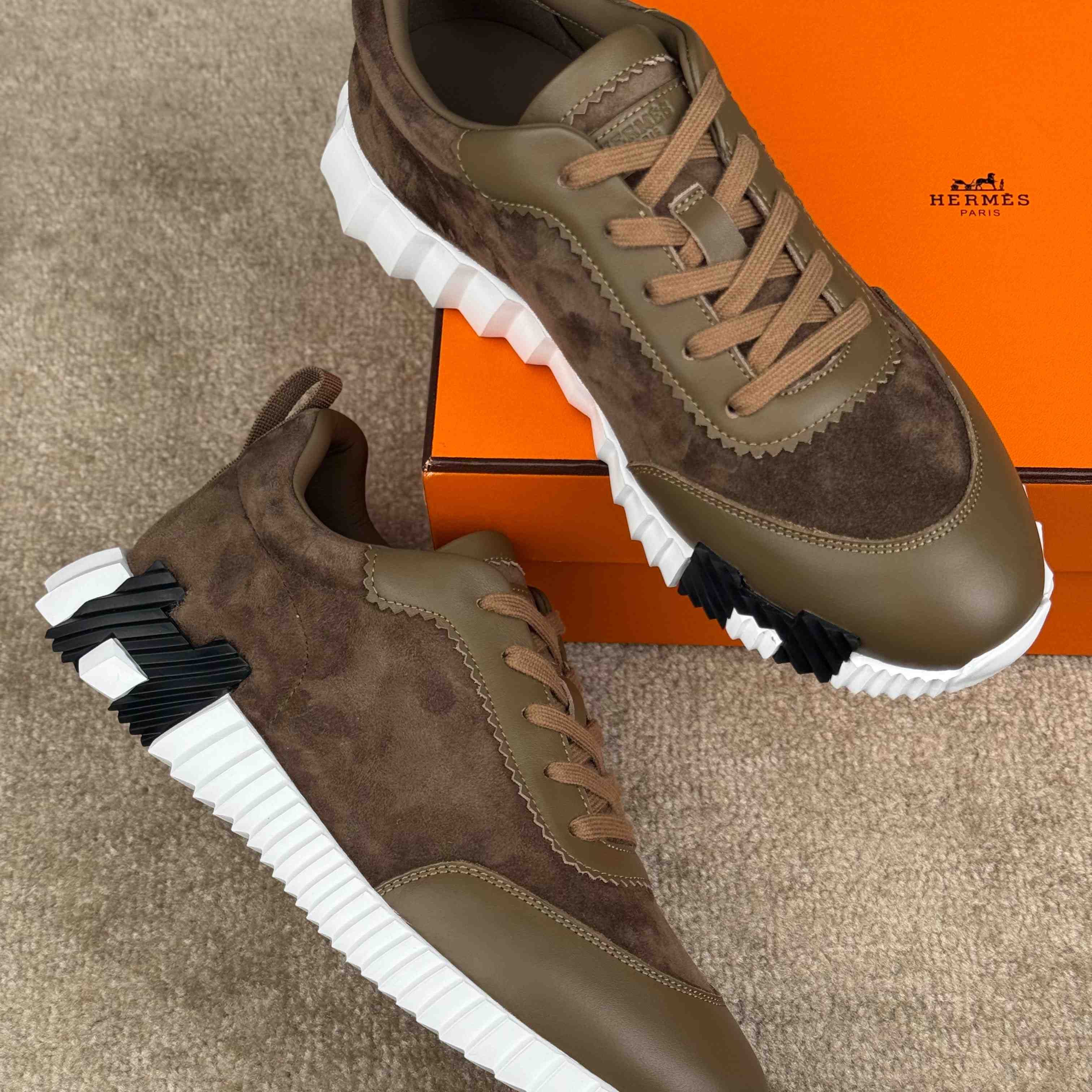 Hermes Bouncing Sneaker - DesignerGu