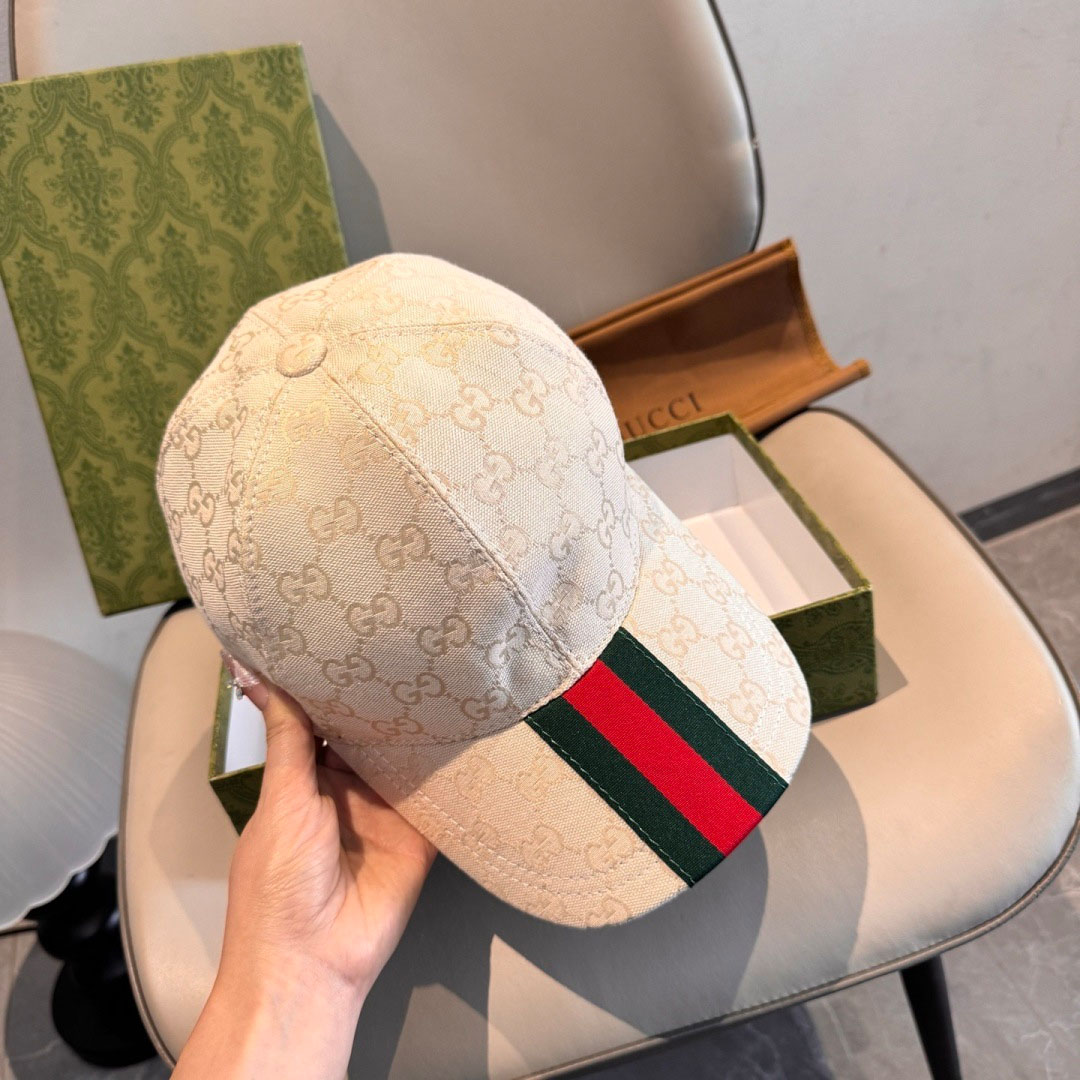 Gucci GG Canvas Baseball Hat - DesignerGu