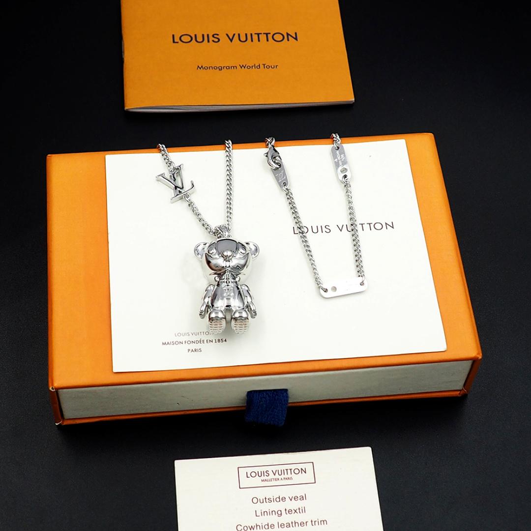 Louis Vuitton LV Louis Medium Charm   M03090 - DesignerGu