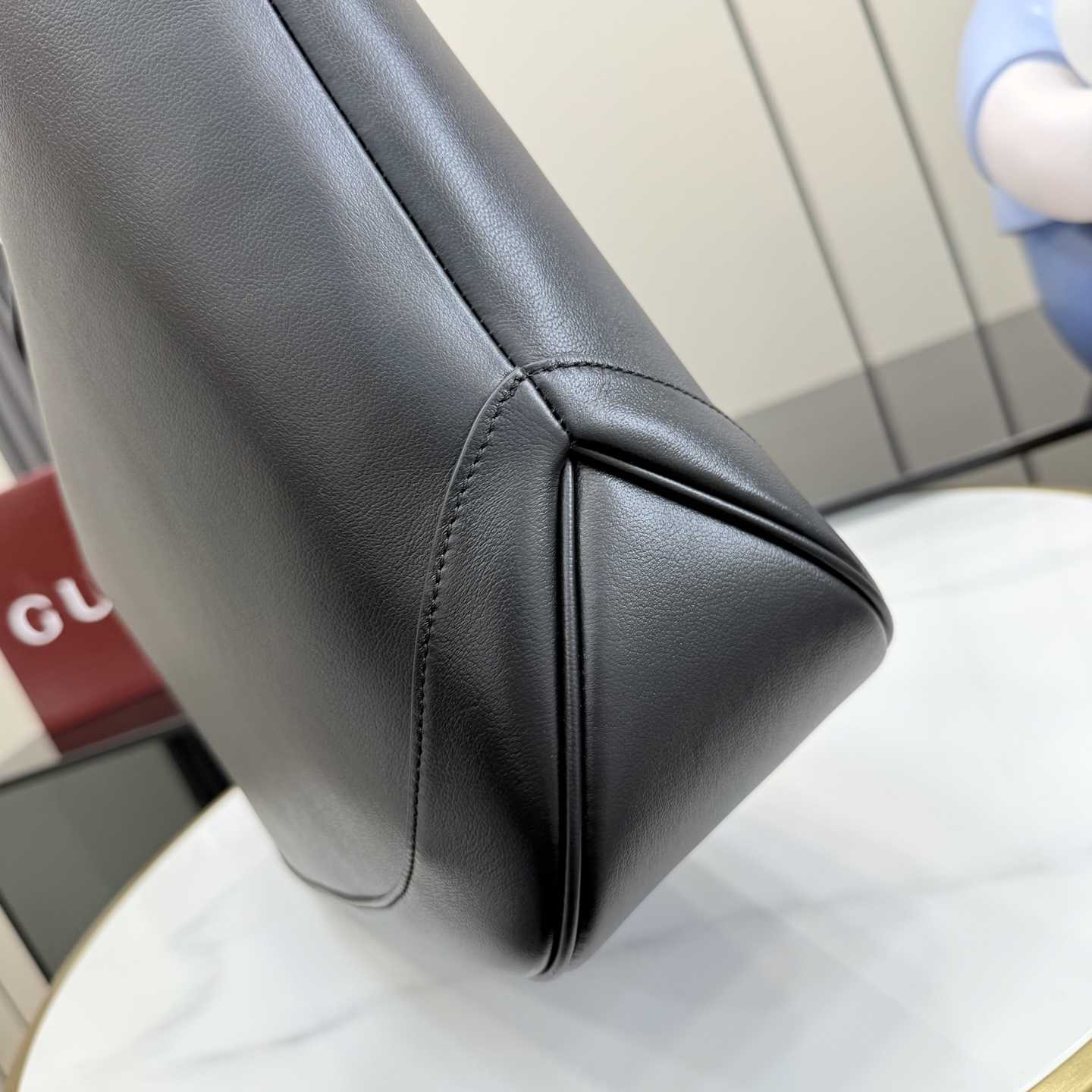 Gucci Gucci Jackie Medium Tote Bag - DesignerGu