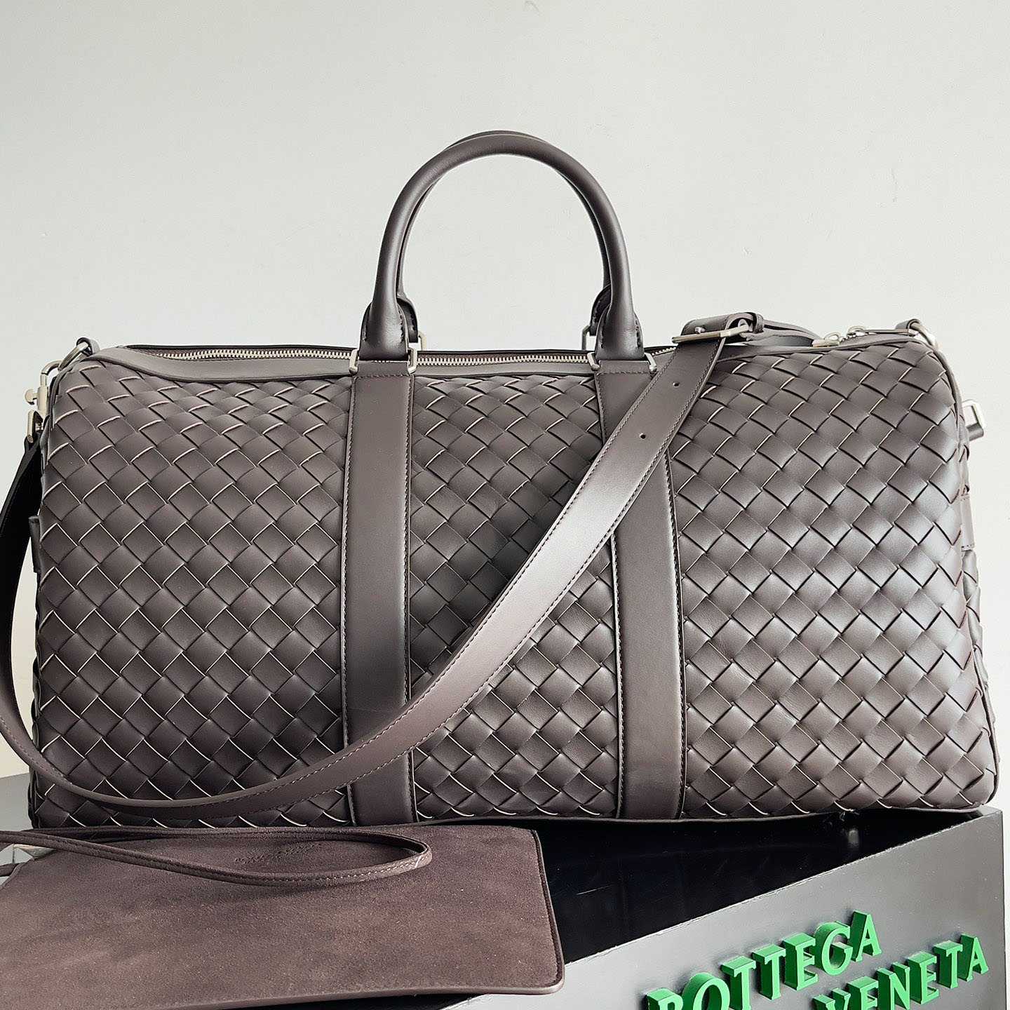 Bottega Veneta Large Intrecciato Duffle （50*27*24cm） - DesignerGu