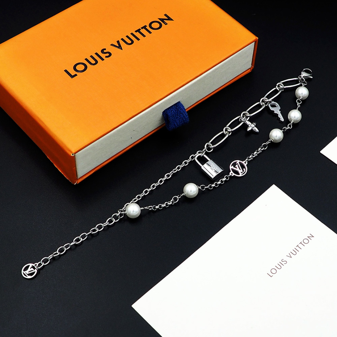 Louis Vuitton LV Mix Chains Bracelet   M1380A - DesignerGu