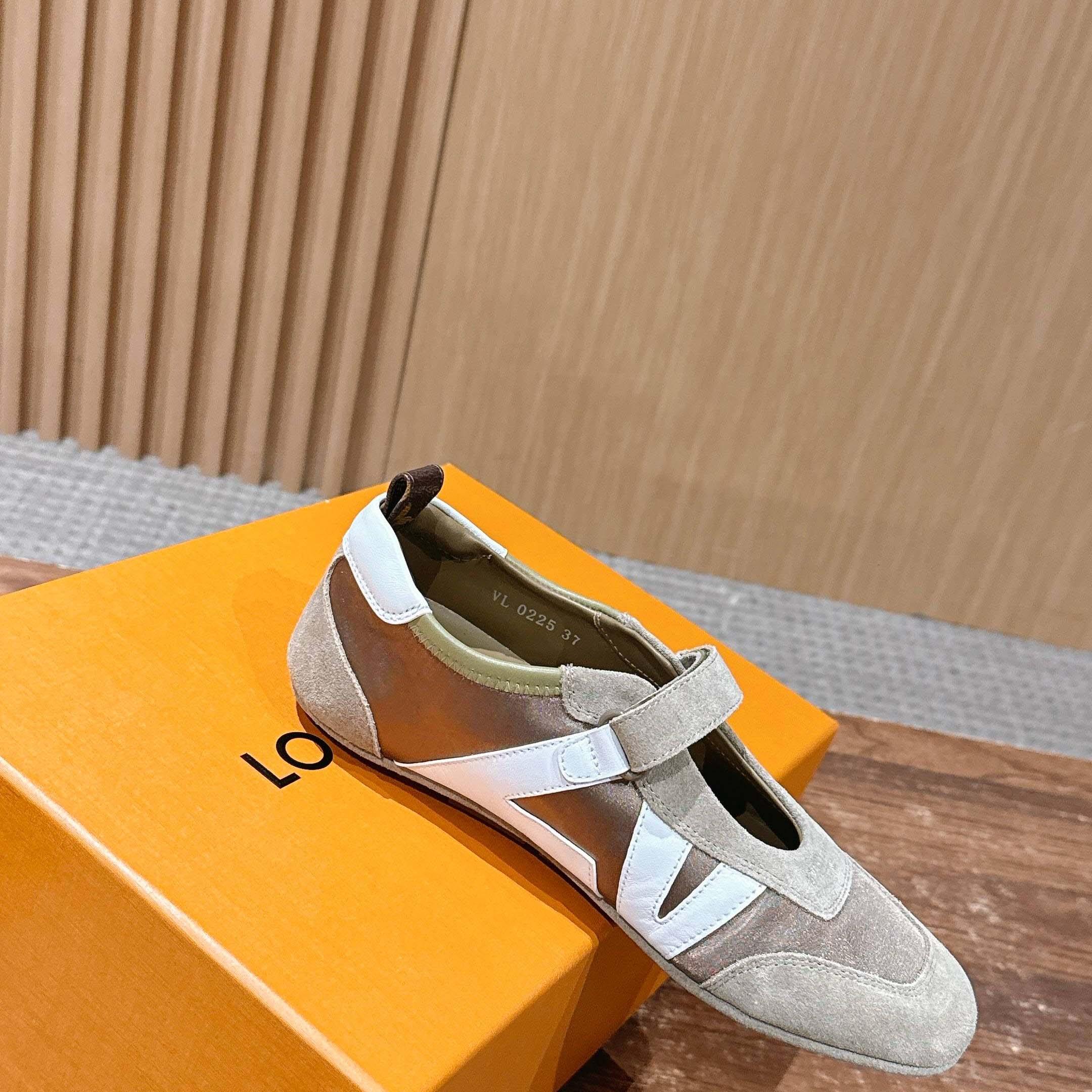 Louis Vuitton LV Sneakerina Mary Jane   1AJP00 - DesignerGu