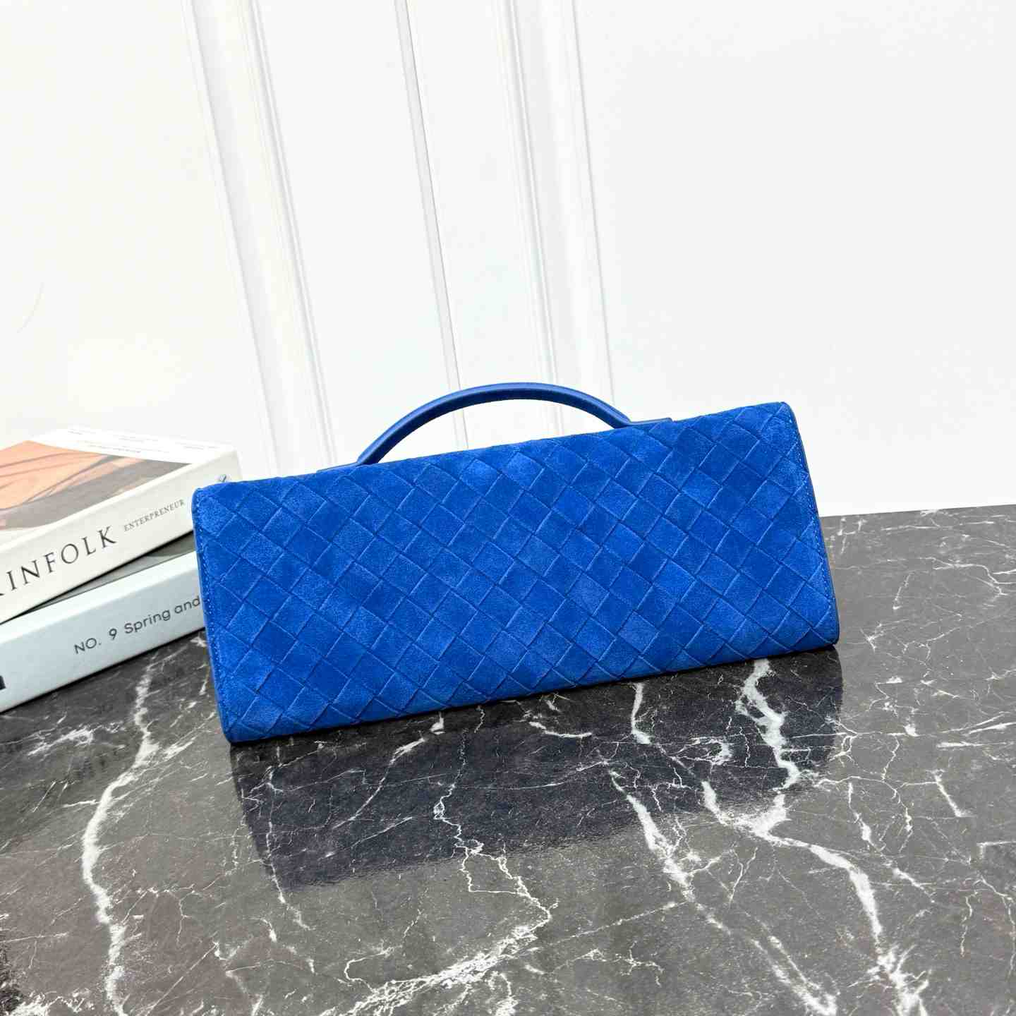 Bottega Veneta Andiamo Clutch 31*13*3cm - DesignerGu