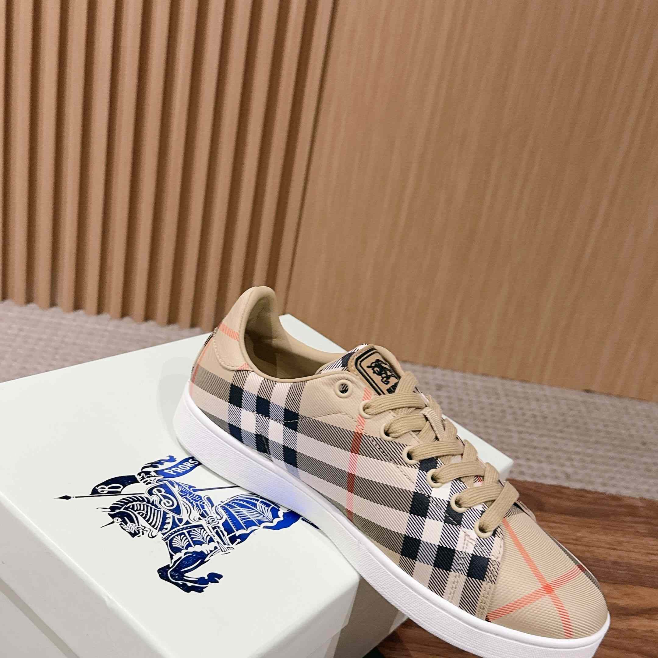 Burberry Check Set Sneakers - DesignerGu