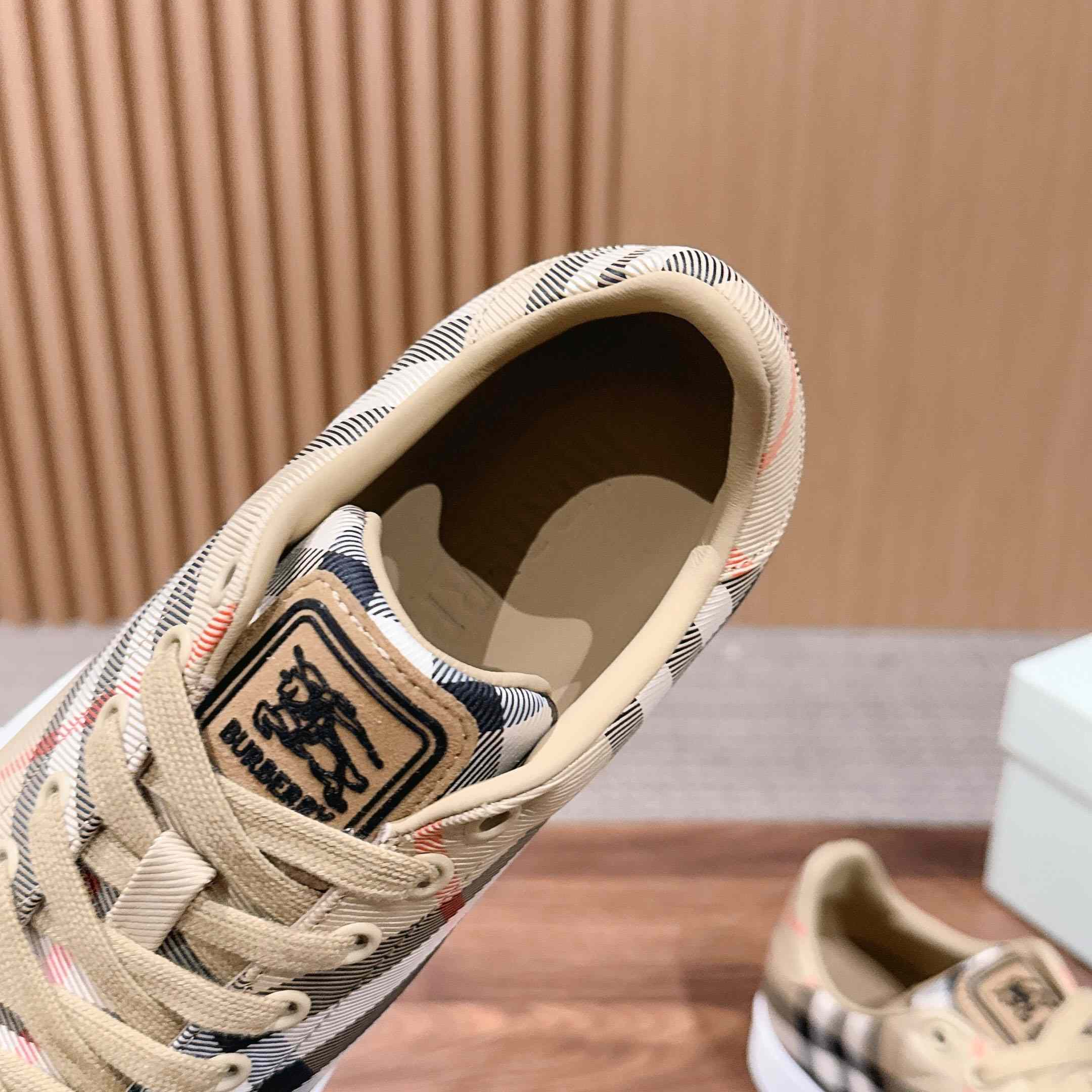 Burberry Check Set Sneakers - DesignerGu