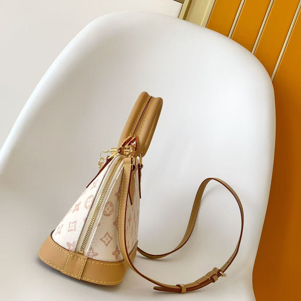 Louis Vuitton Alma BB M27525 - DesignerGu