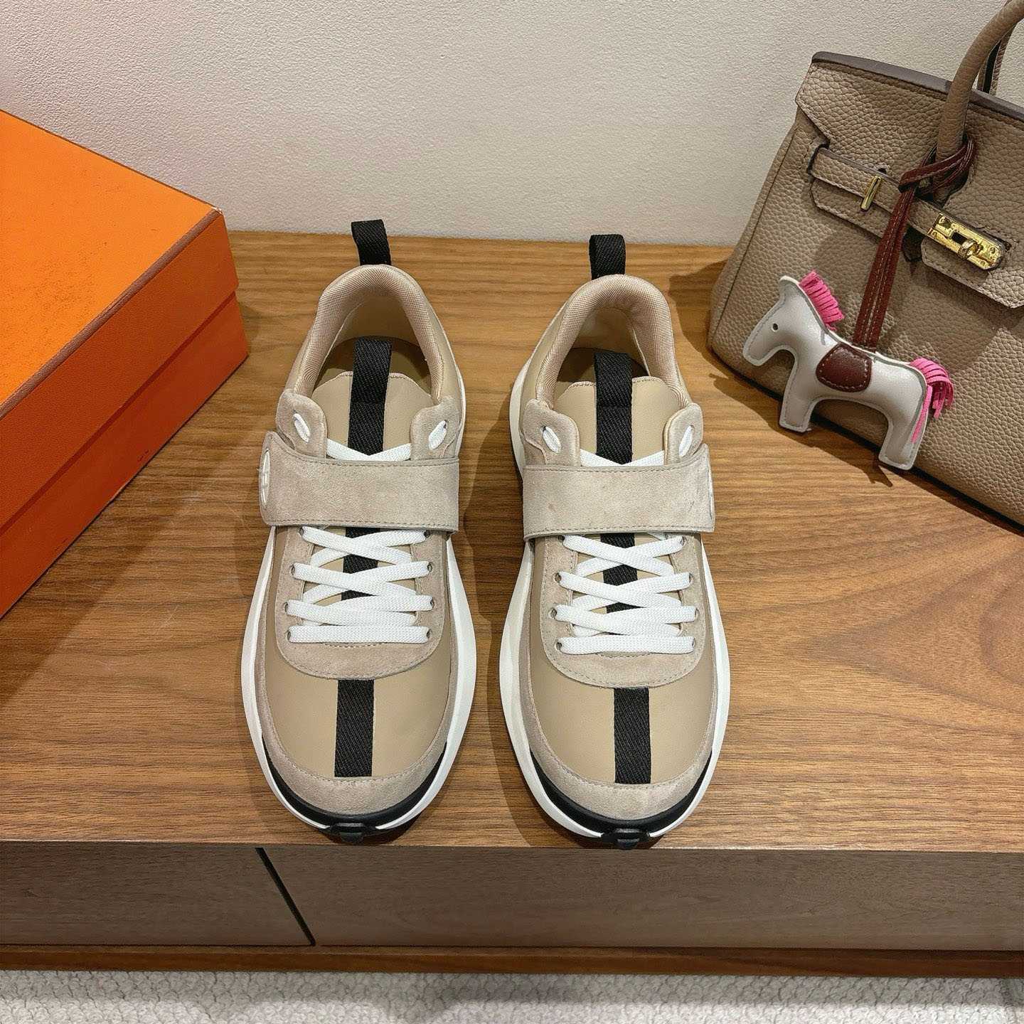 Hermes Loop Sneaker - DesignerGu