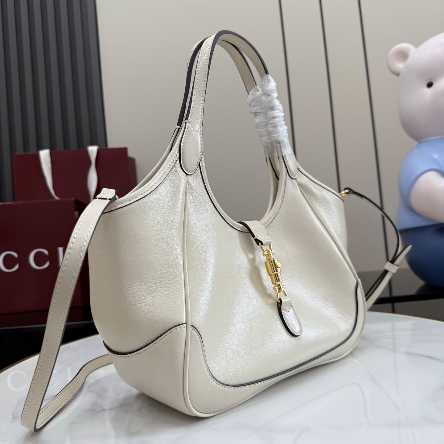Gucci Mercato Small Tote Bag 866646 - DesignerGu