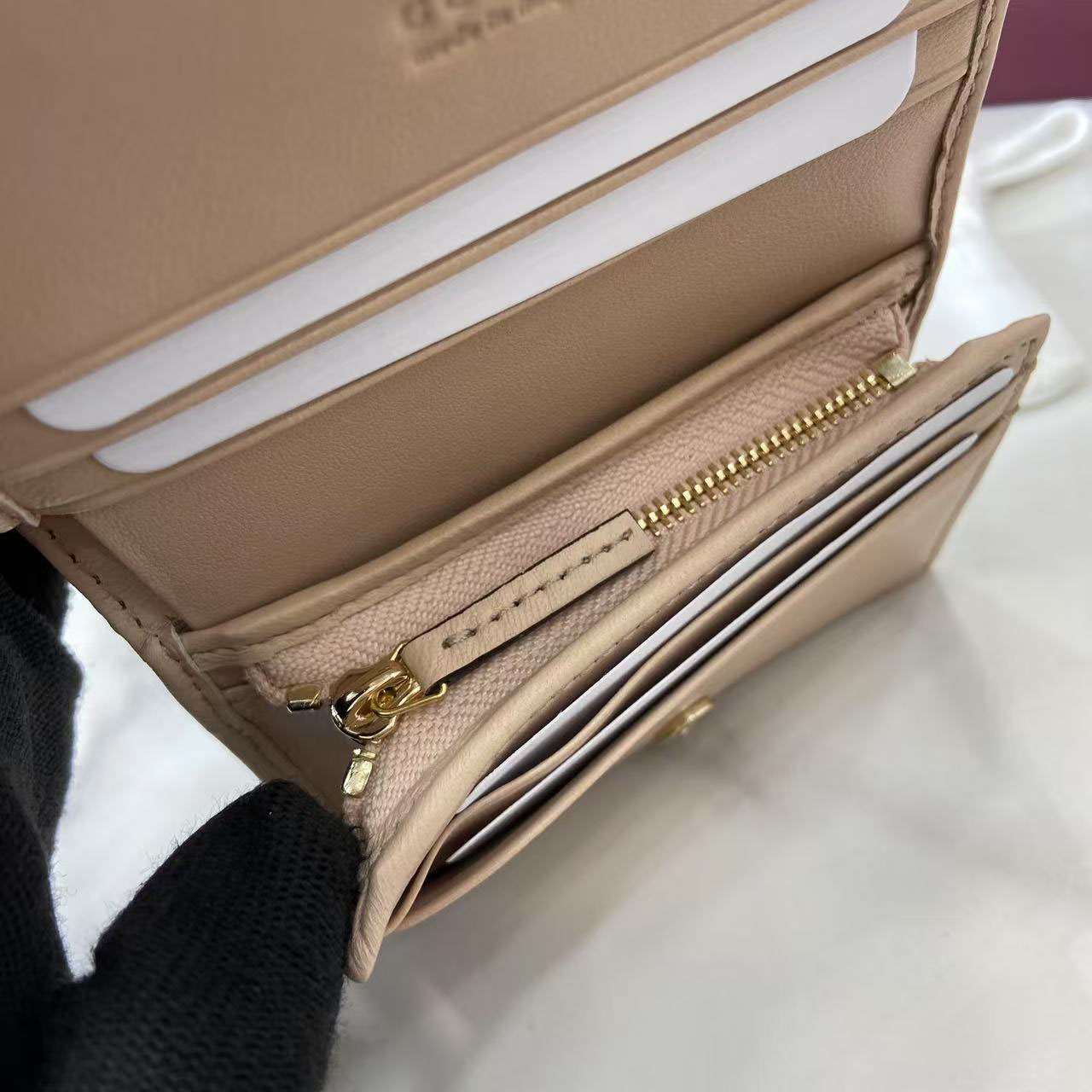 Gucci GG Marmont Card Case Wallet  466492 - DesignerGu