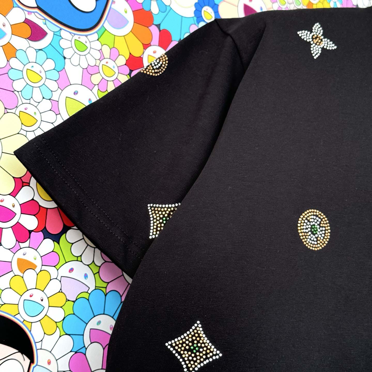  Louis Vuitton Embellished Short-Sleeved Crewneck   1AJR09 - DesignerGu