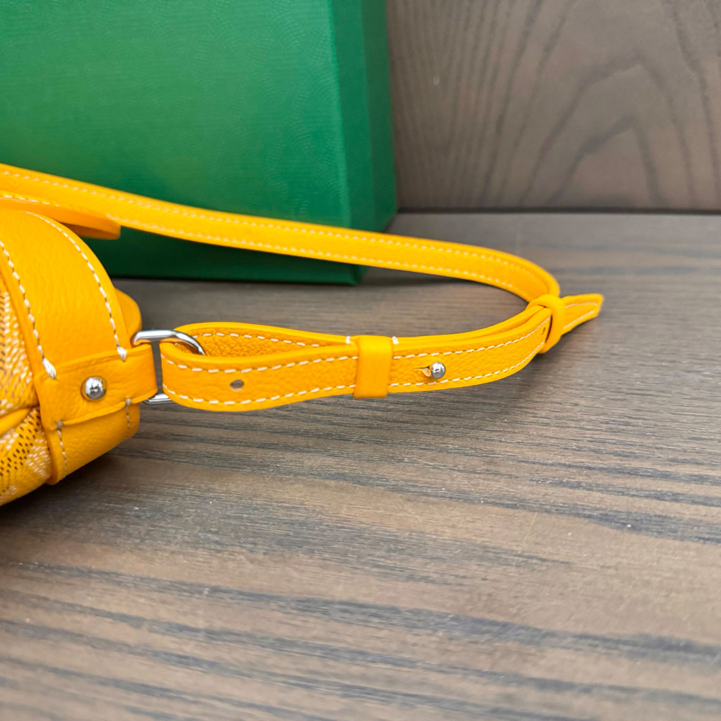 Goyard Beluga Mini Bag - DesignerGu