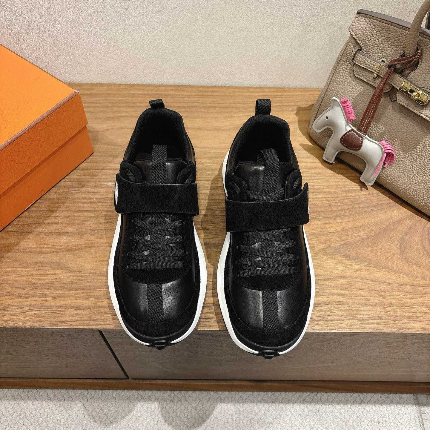 Hermes Loop Sneaker - DesignerGu