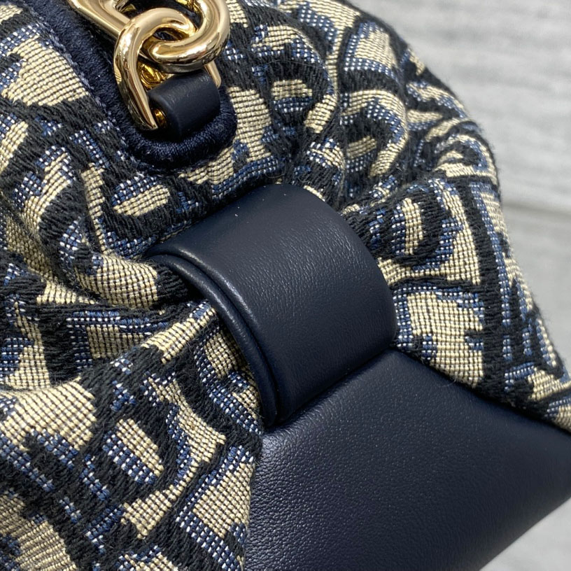 Dior Bow Pouch - DesignerGu