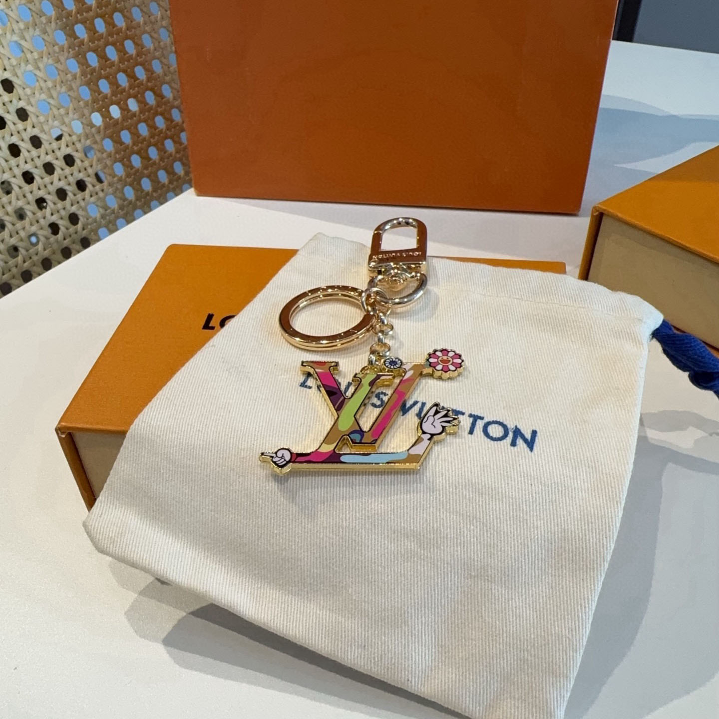Louis Vuitton LV x TM LV Iconic Superflat Key Holder M02468 - DesignerGu