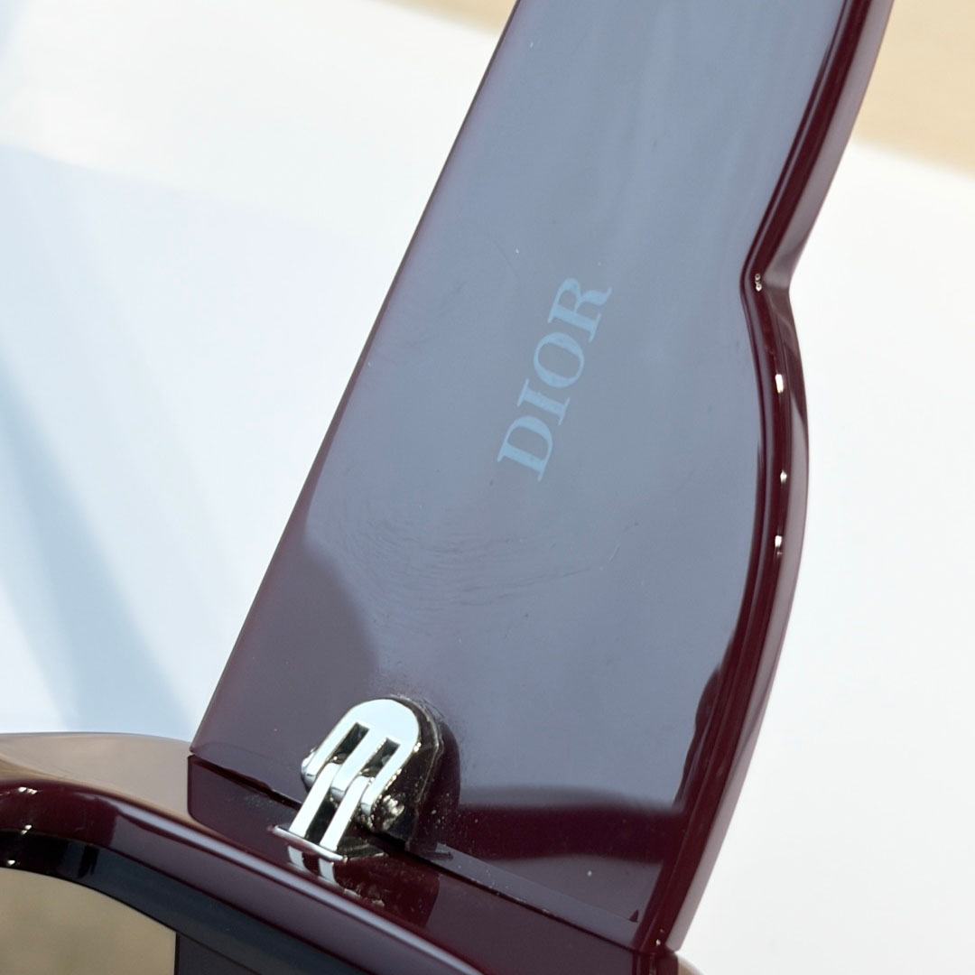 Dior LuckyCharms S1F - DesignerGu