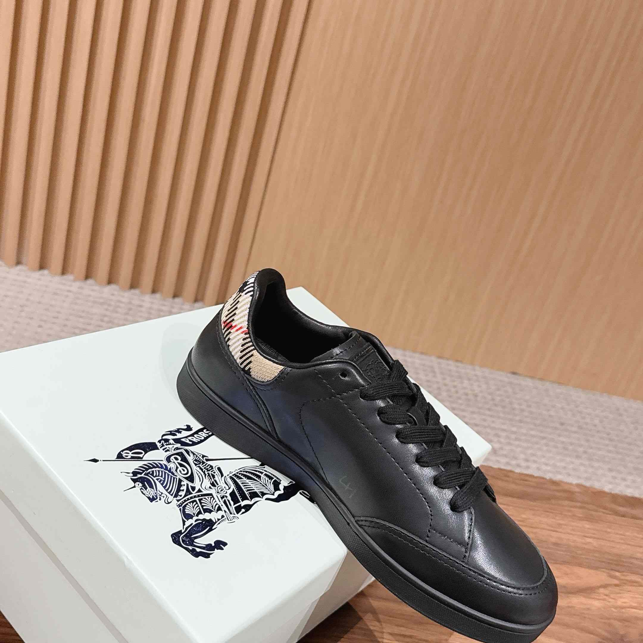 Burberry Leather Set Sneakers​ - DesignerGu