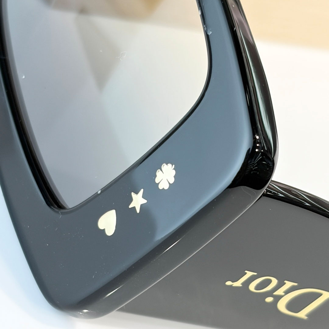 Dior LuckyCharms S1F - DesignerGu