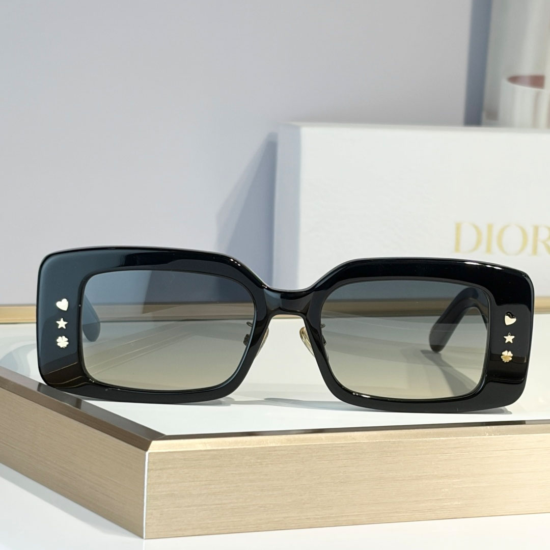 Dior LuckyCharms S1F - DesignerGu