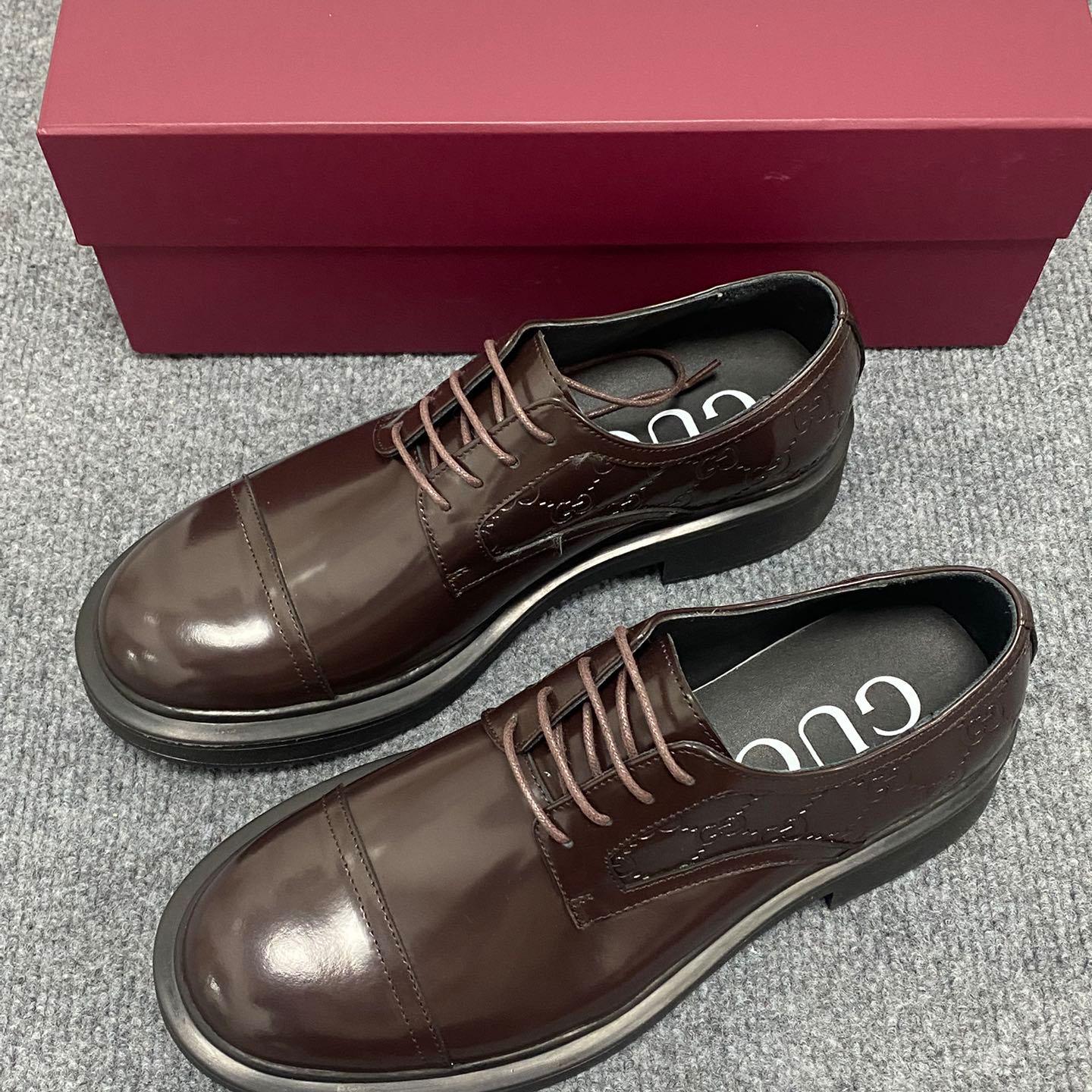 Gucci Men's Lace-up Shoe With GG Detail - DesignerGu