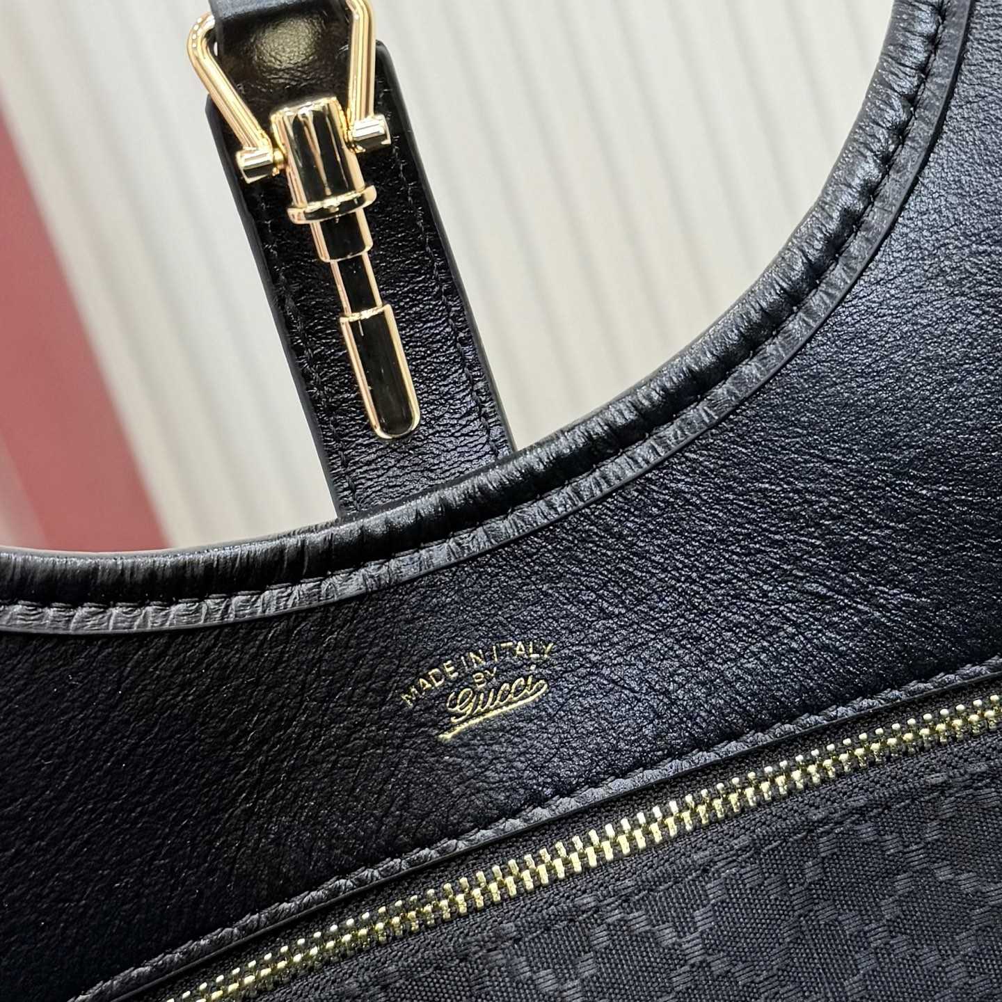 Gucci Mercato Medium Tote Bag 866645 - DesignerGu