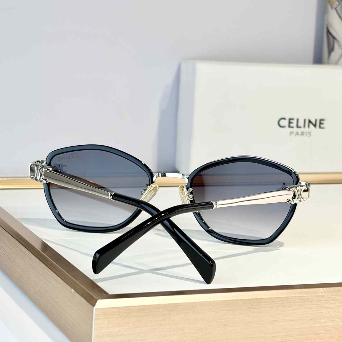 Celine CL42134U Sunglasses  - DesignerGu