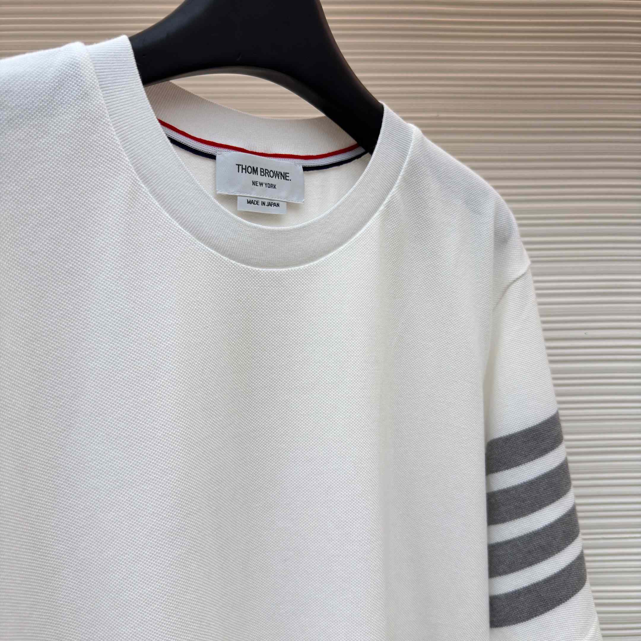 Thom Browne Cotton 4-Bar Short Sleeve T-Shirt - DesignerGu