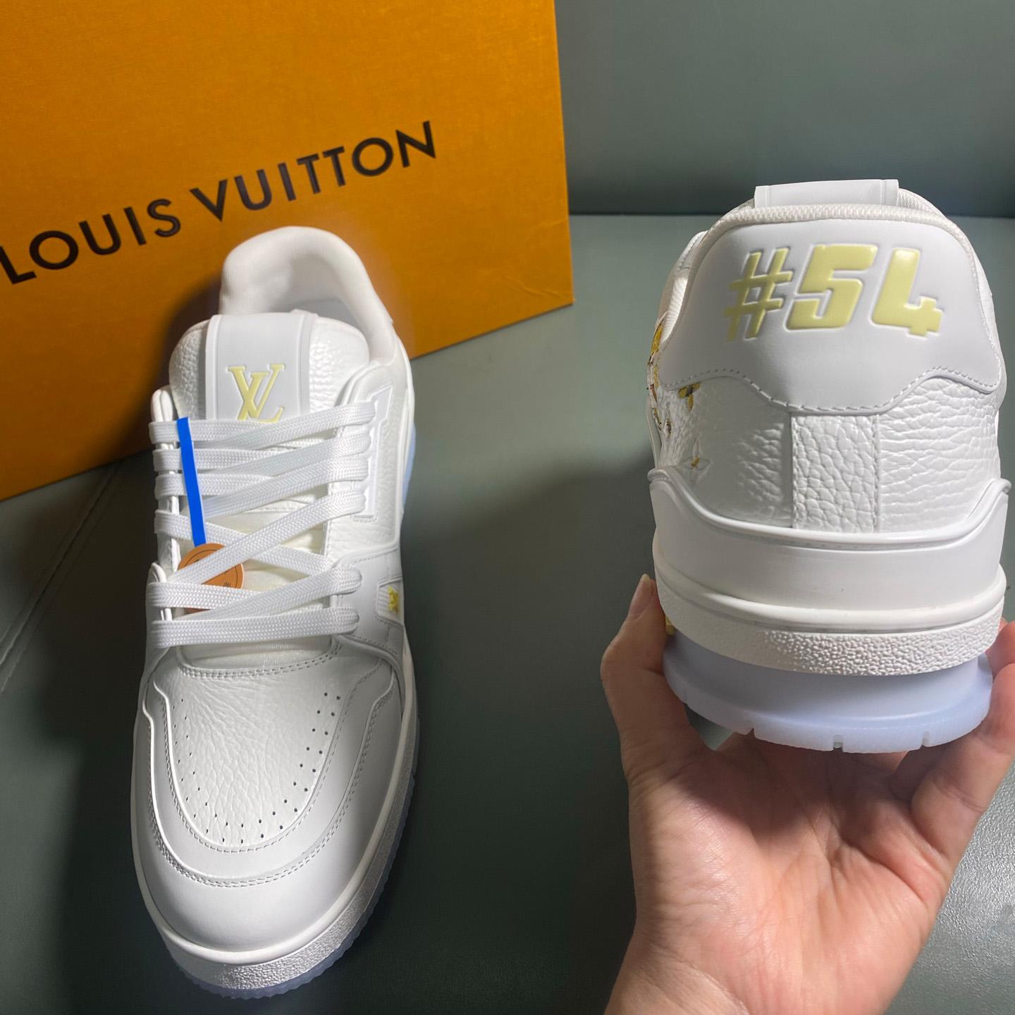 Louis Vuitton LV Trainer Sneaker    1AJS73 - DesignerGu