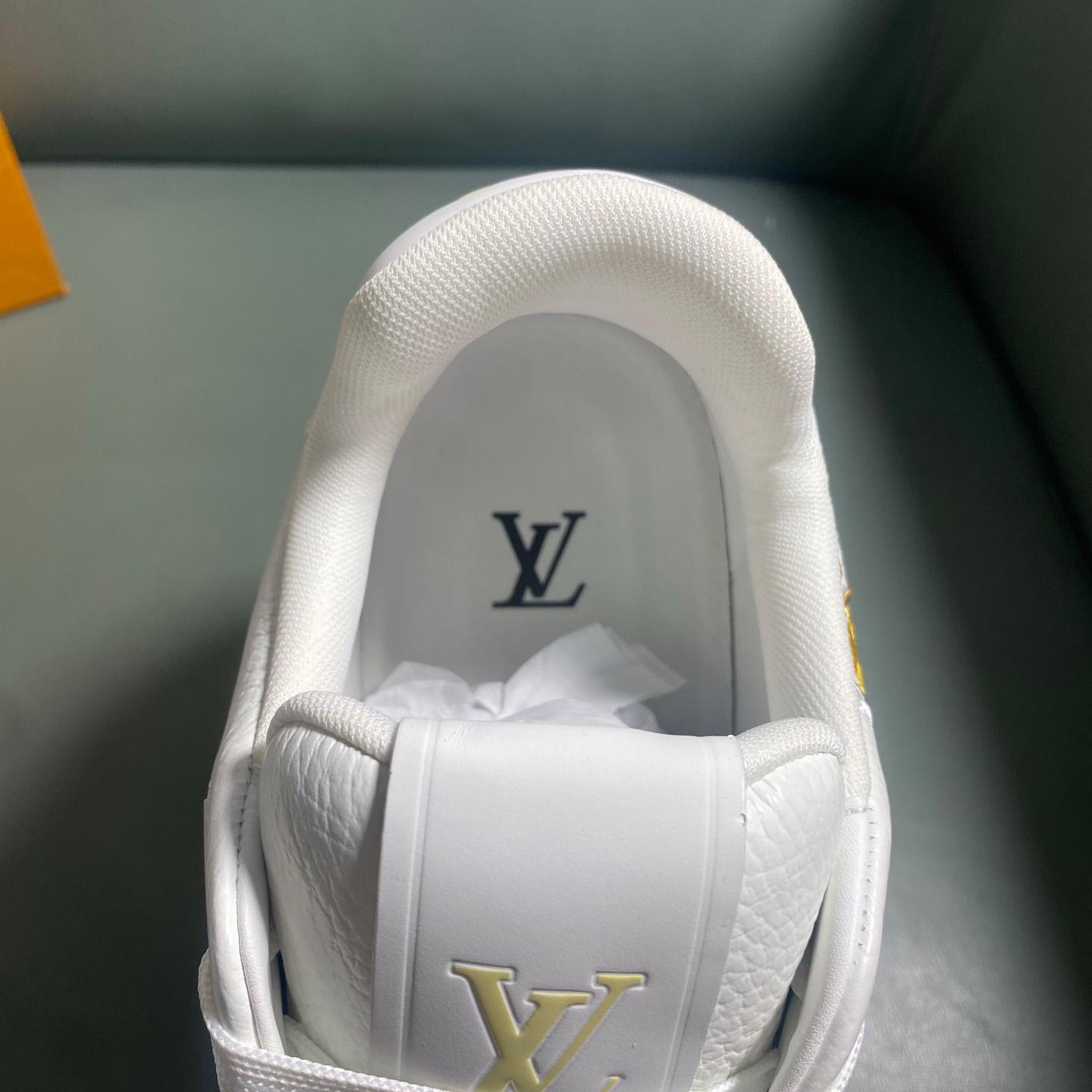 Louis Vuitton LV Trainer Sneaker    1AJS73 - DesignerGu