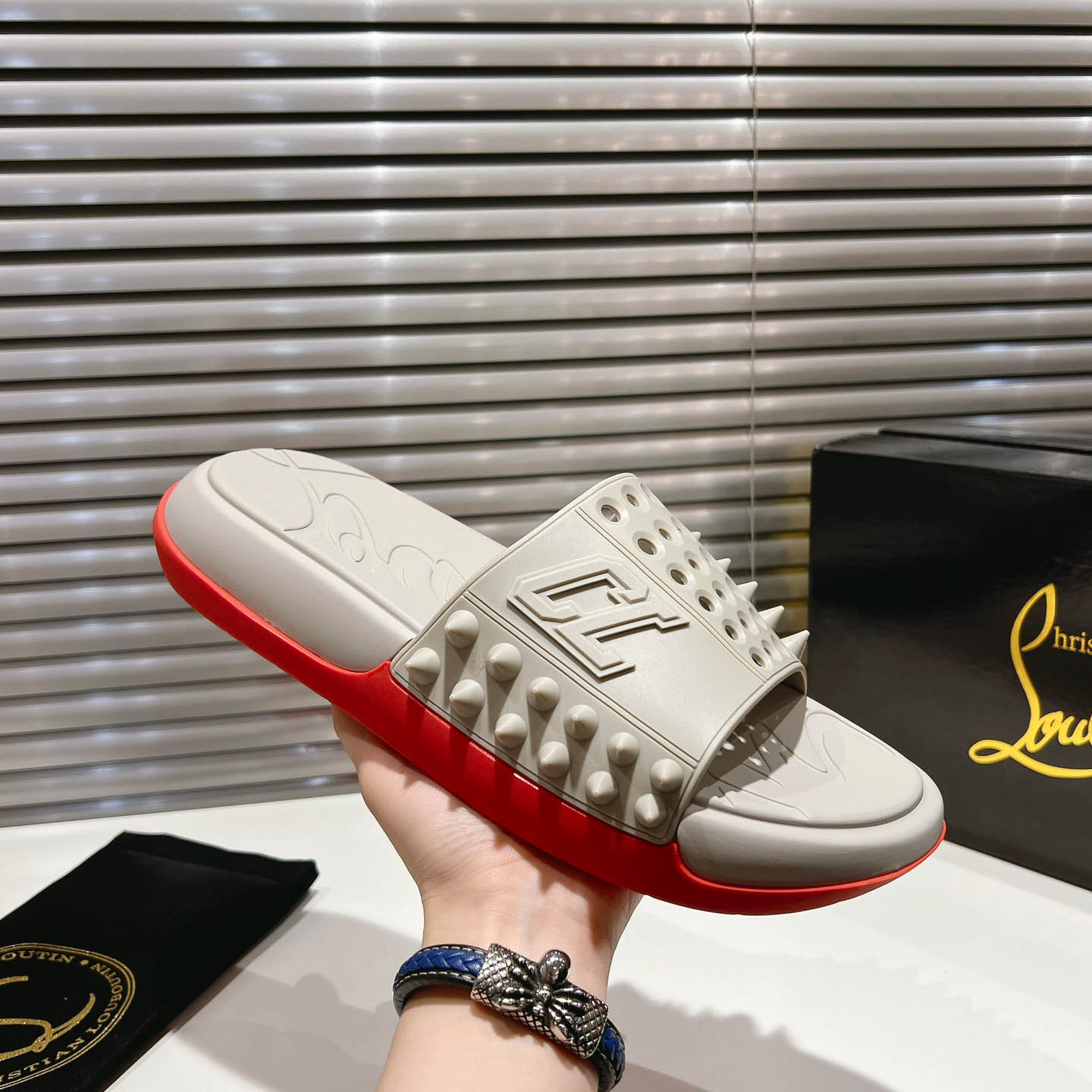 Christian Louboutin Take It Easy Sandals - DesignerGu