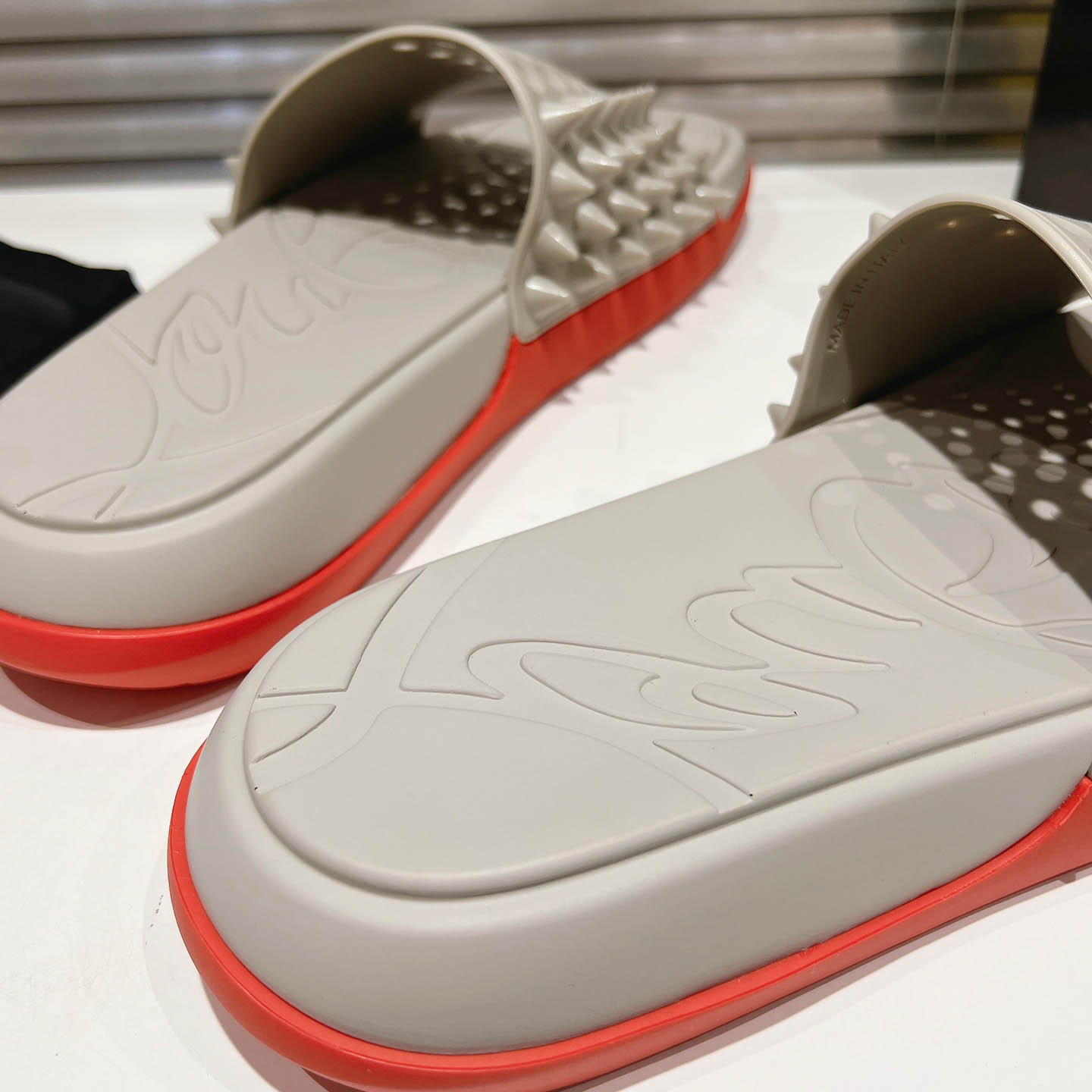 Christian Louboutin Take It Easy Sandals - DesignerGu