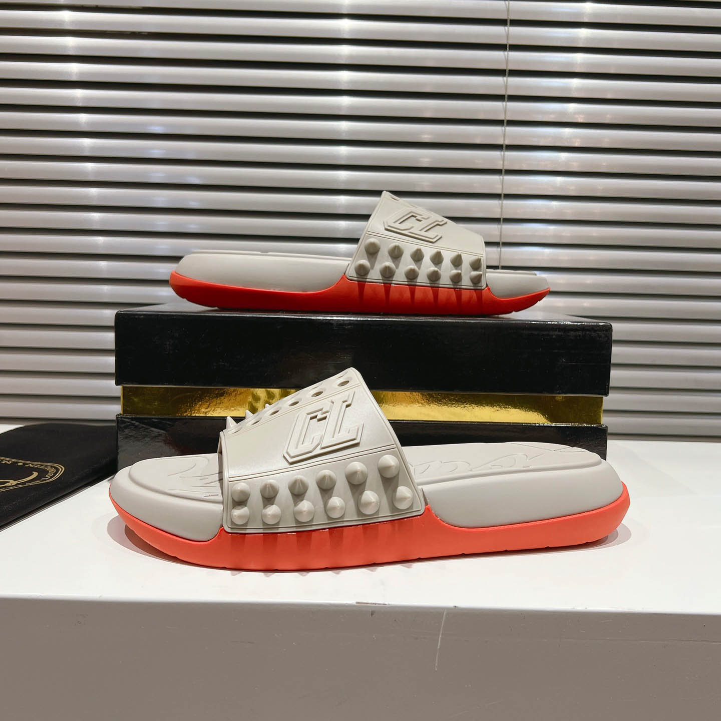 Christian Louboutin Take It Easy Sandals - DesignerGu