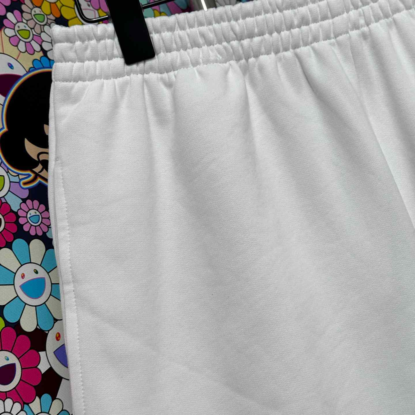 Balenciaga Wet Brush Relaxed Fit Shorts In White - DesignerGu