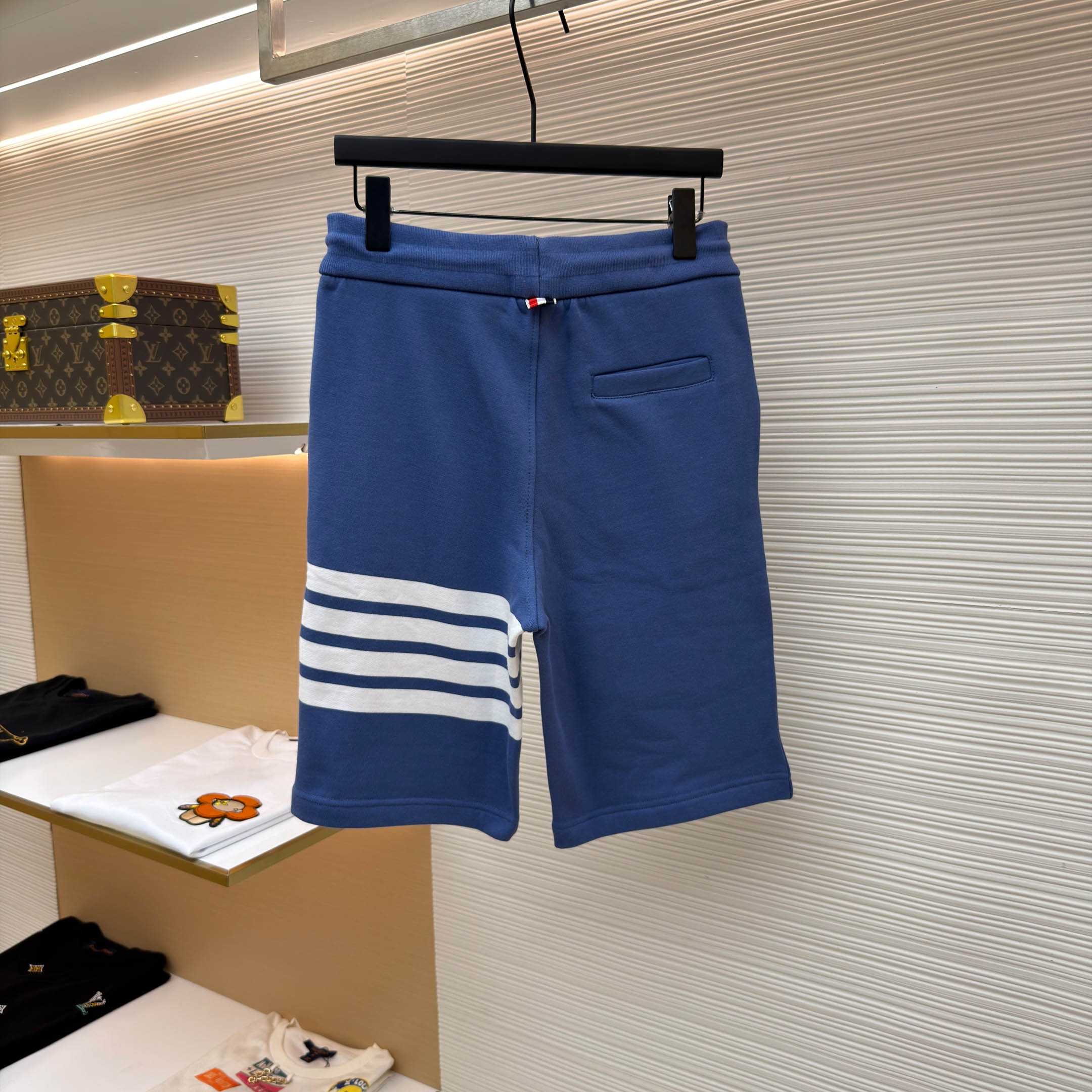 Thom Browne Classic Loopback 4-Bar Sweat Shorts - DesignerGu