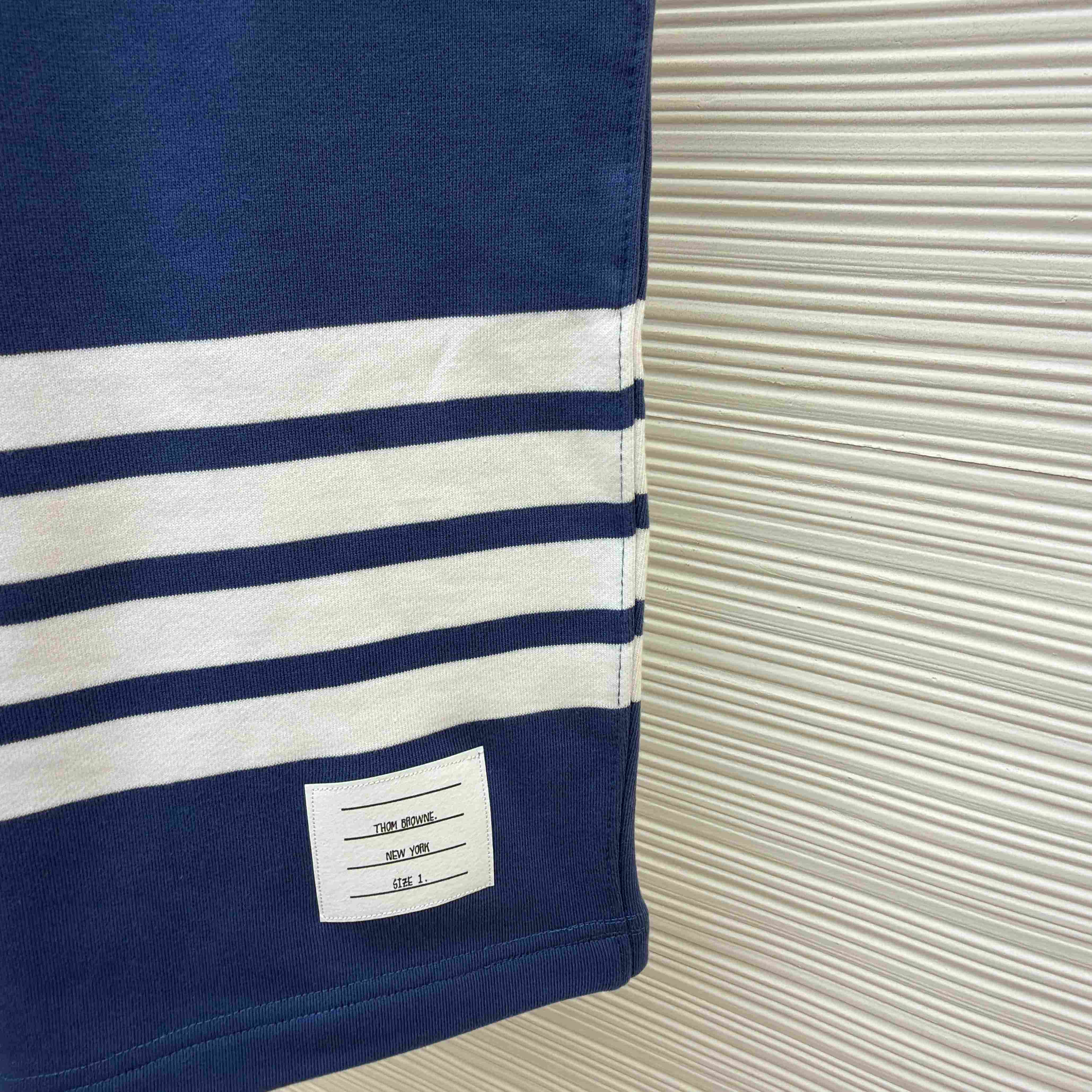 Thom Browne Classic Loopback 4-Bar Sweat Shorts - DesignerGu