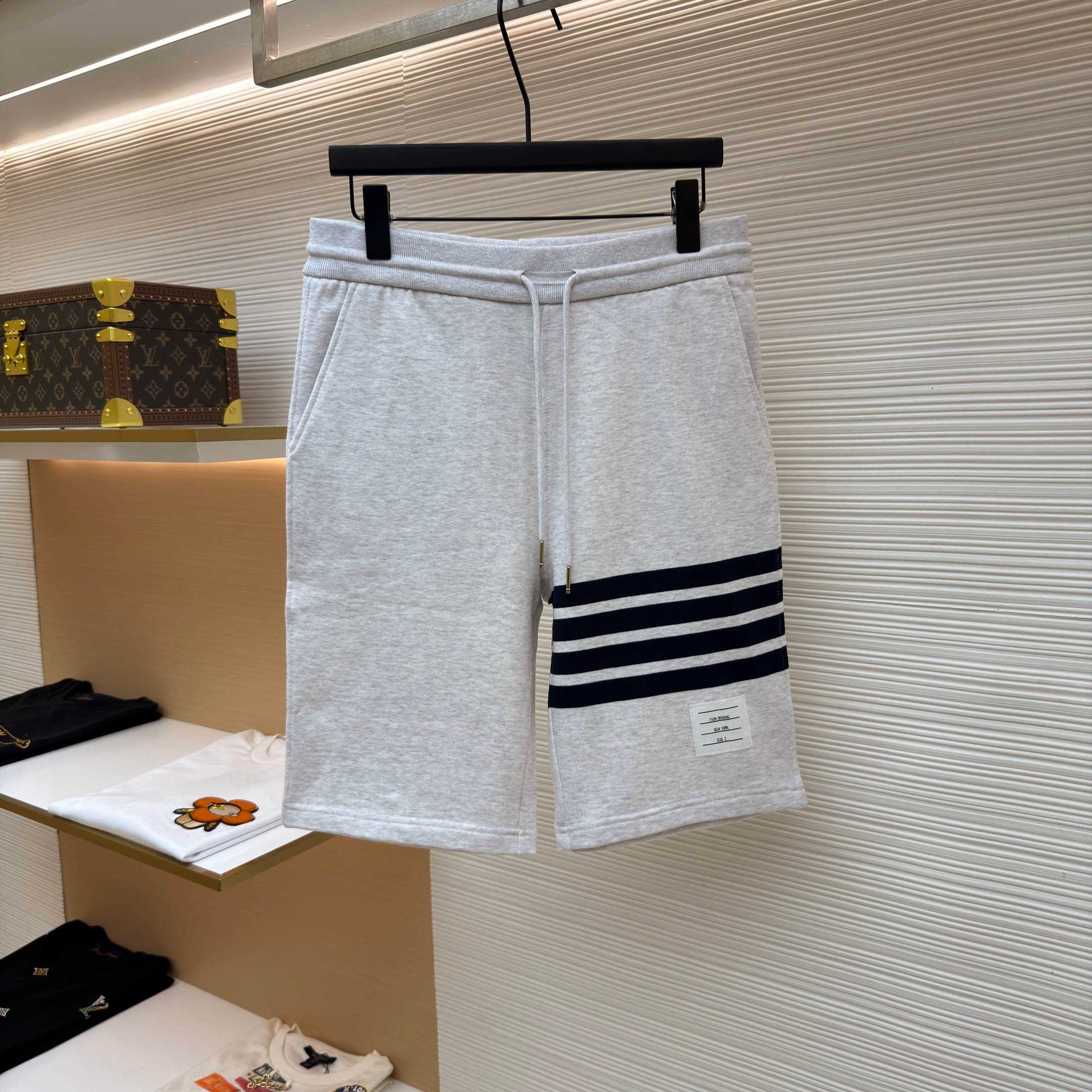 Thom Browne Classic Loopback 4-Bar Sweat Shorts - DesignerGu