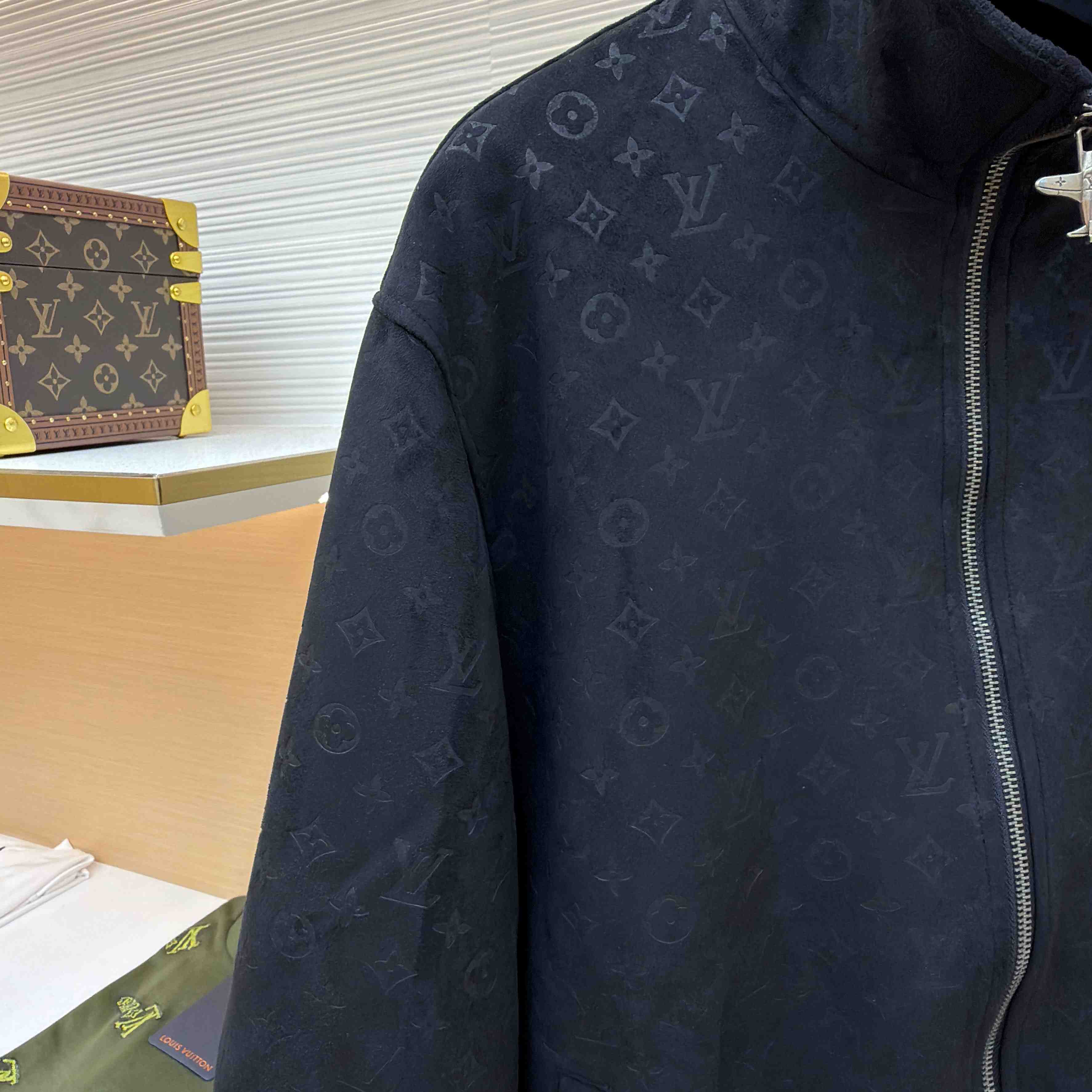 Louis Vuitton Monogram Debossed Suede Tracksuit Jacket 1AHBTW - DesignerGu