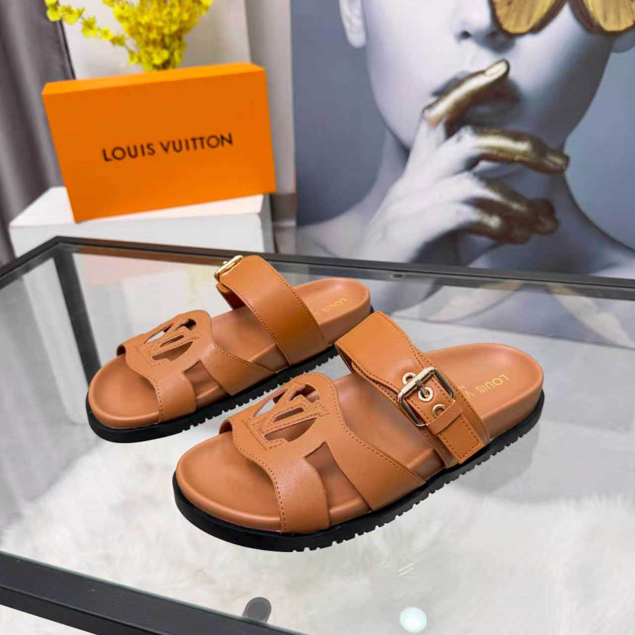 Louis Vuitton LV Isola Comfort Mule 1AJOPR - DesignerGu