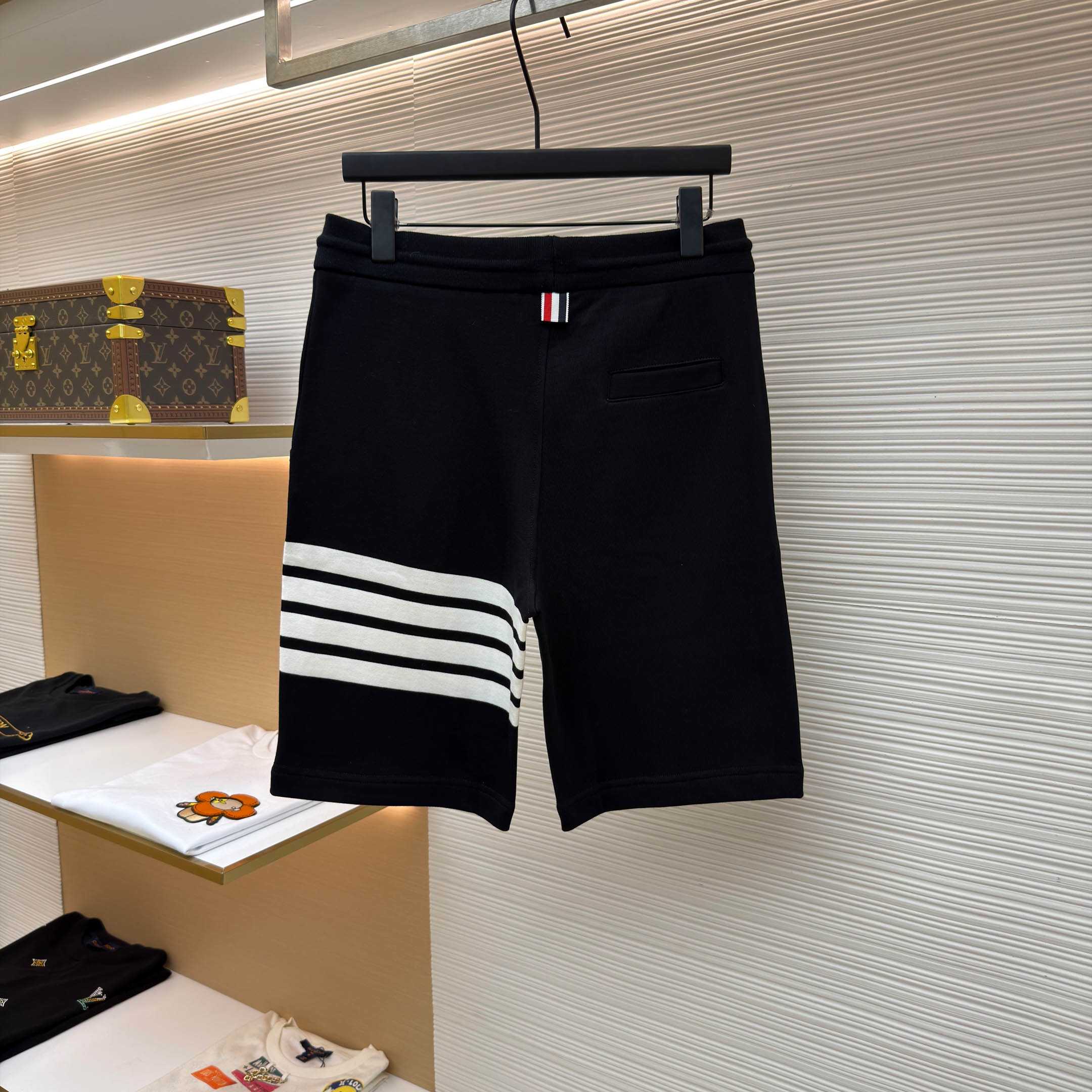 Thom Browne Classic Loopback 4-Bar Sweat Shorts - DesignerGu
