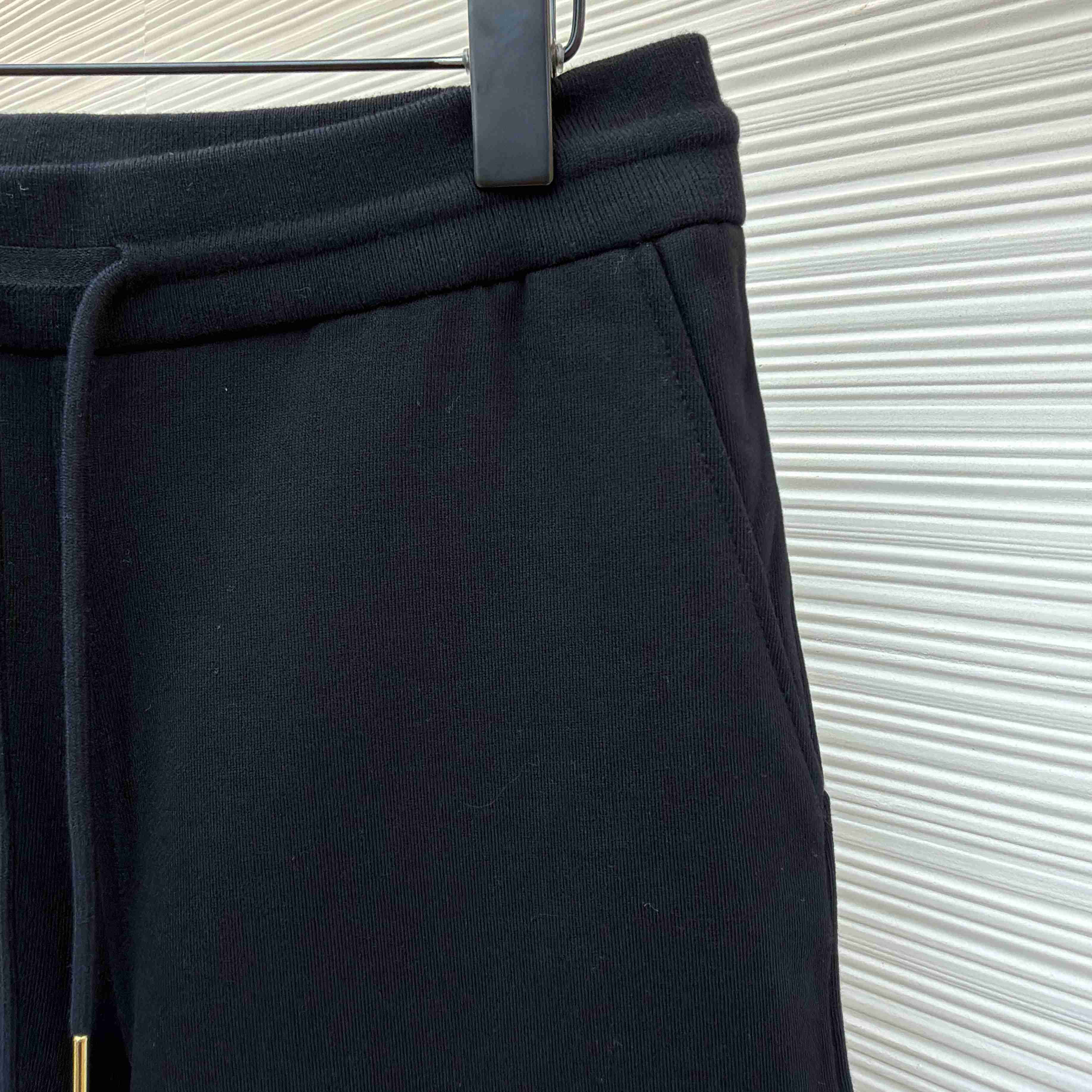 Thom Browne Classic Loopback 4-Bar Sweat Shorts - DesignerGu