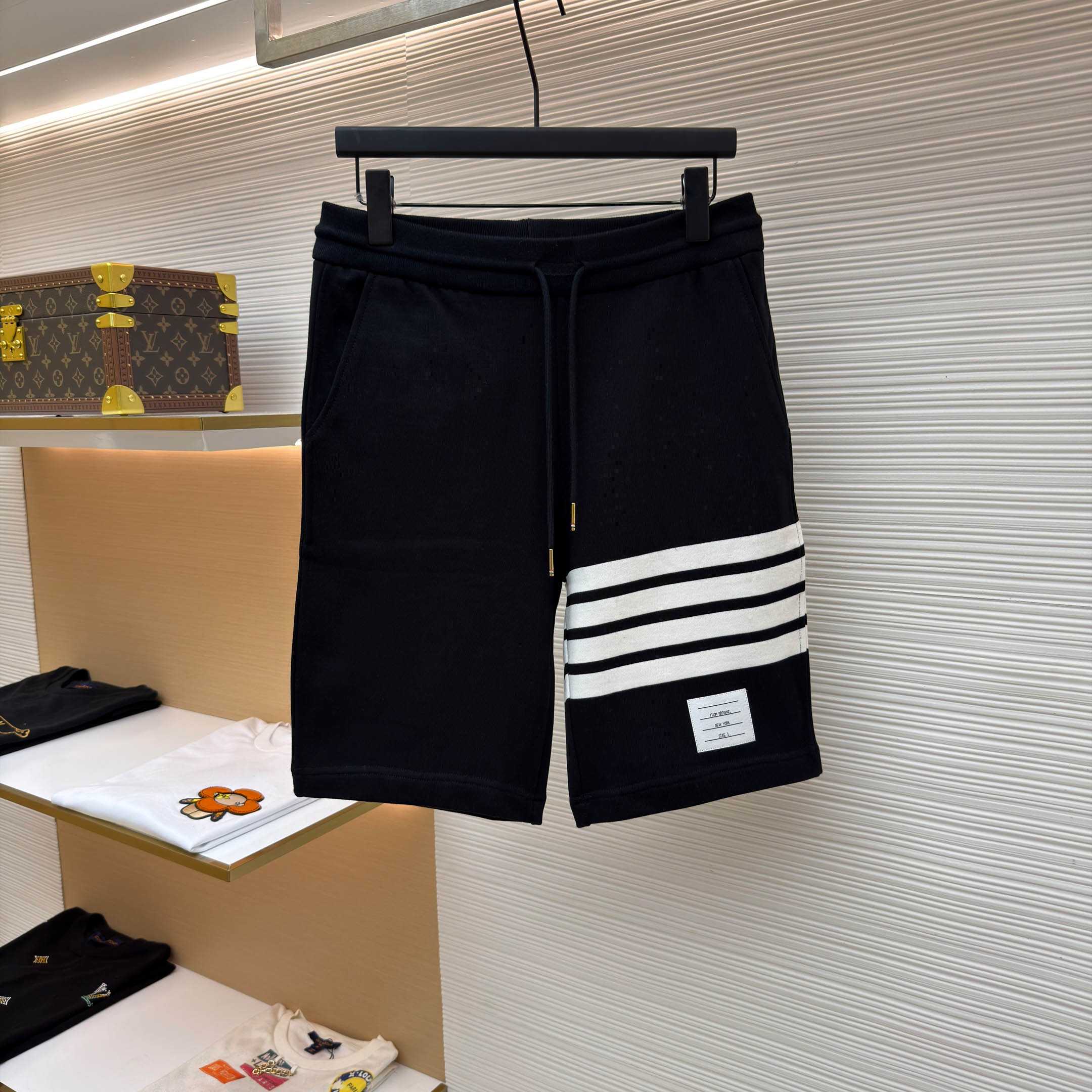 Thom Browne Classic Loopback 4-Bar Sweat Shorts - DesignerGu