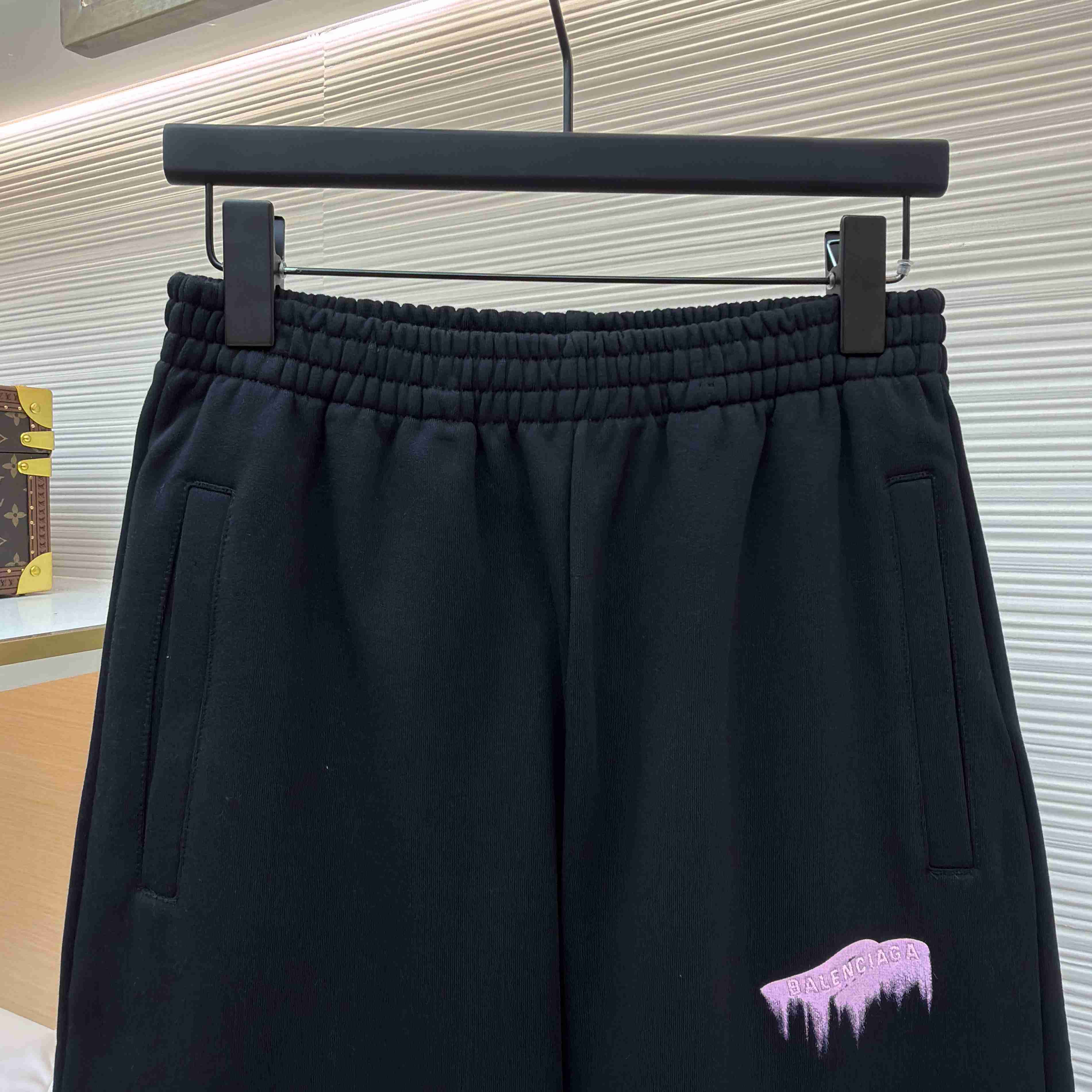 Balenciaga Wet Brush Baggy Sweatpants In Black - DesignerGu
