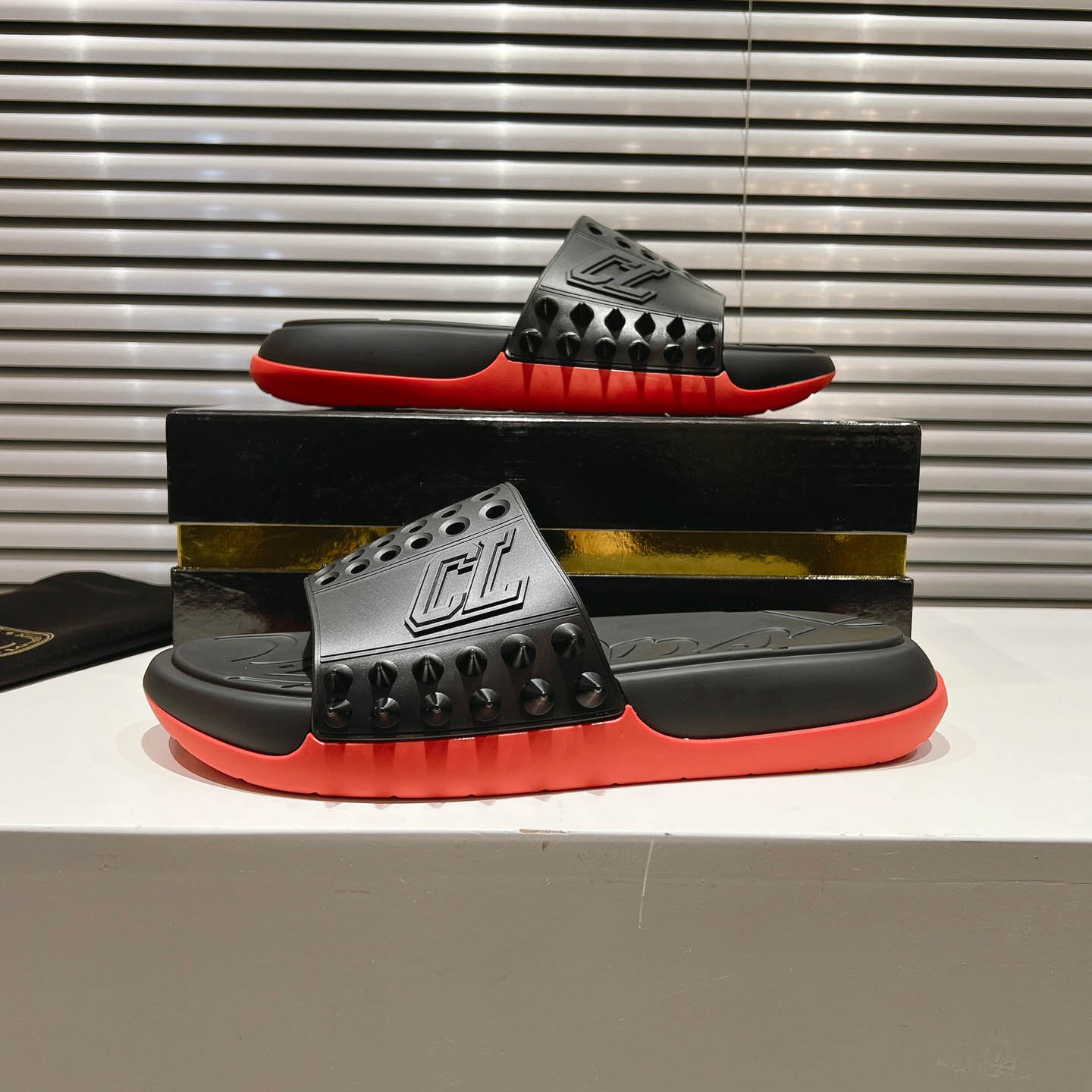 Christian Louboutin Take It Easy Sandals - DesignerGu