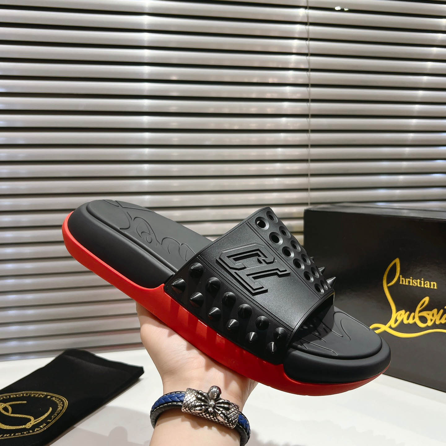 Christian Louboutin Take It Easy Sandals - DesignerGu