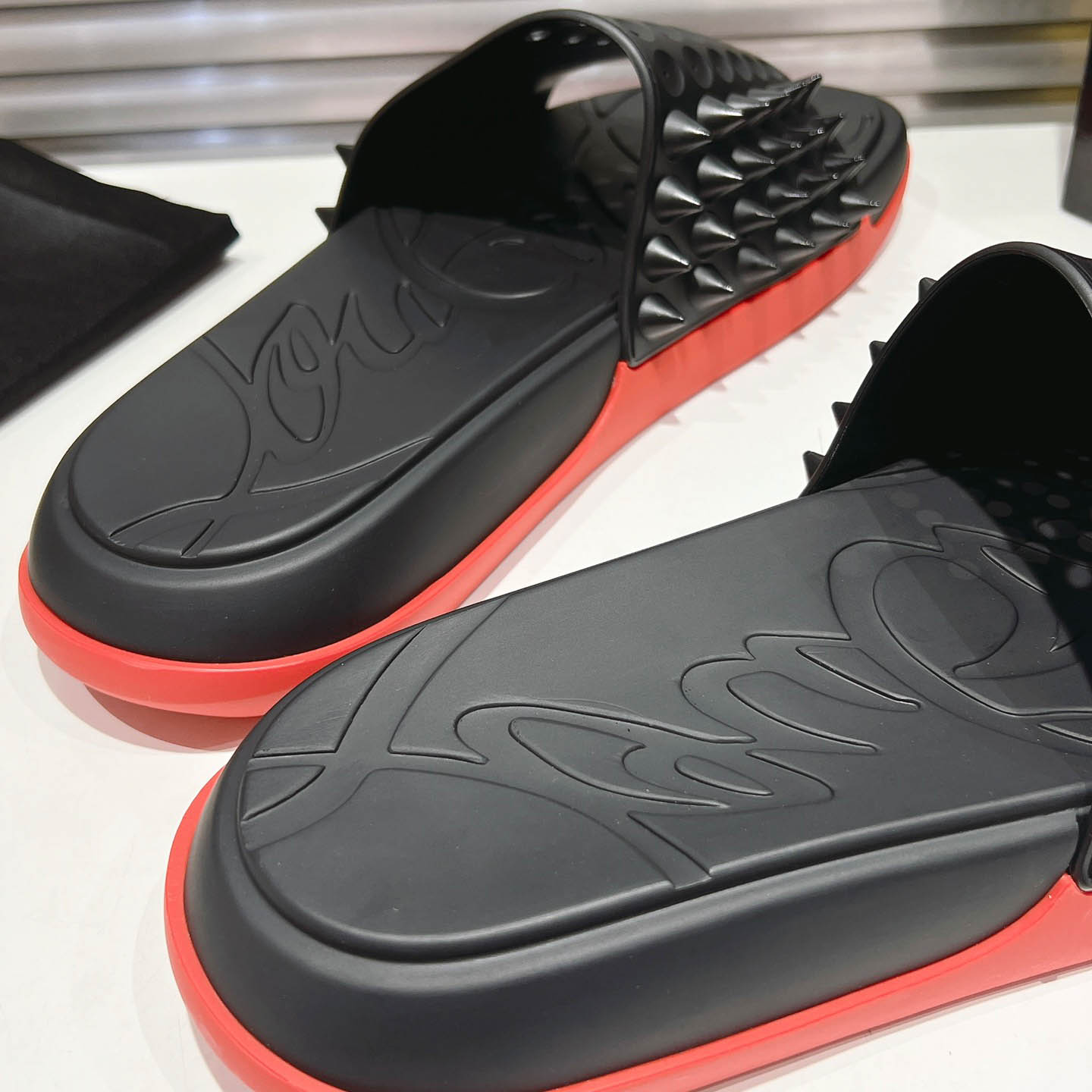 Christian Louboutin Take It Easy Sandals - DesignerGu