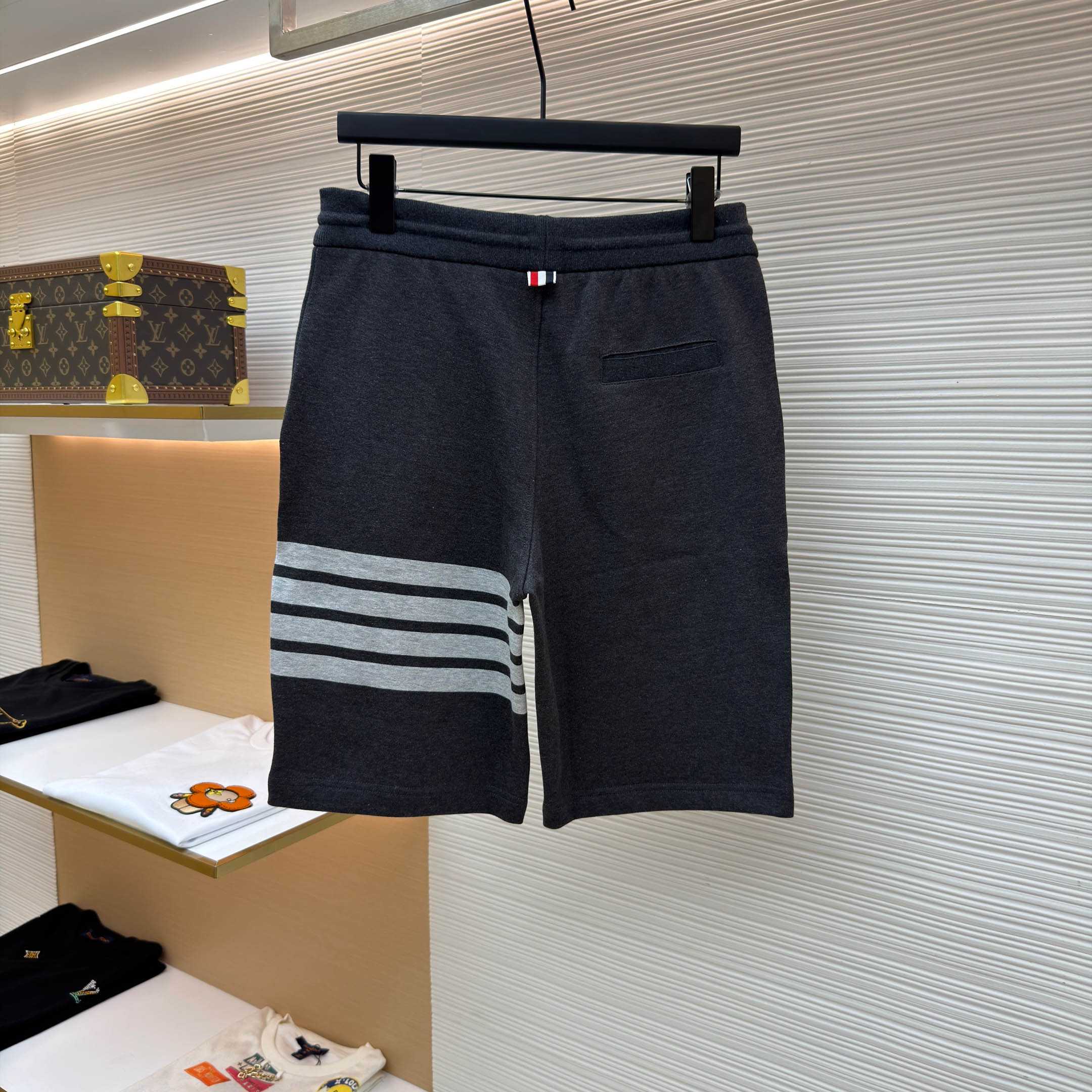 Thom Browne Classic Loopback 4-Bar Sweat Shorts - DesignerGu
