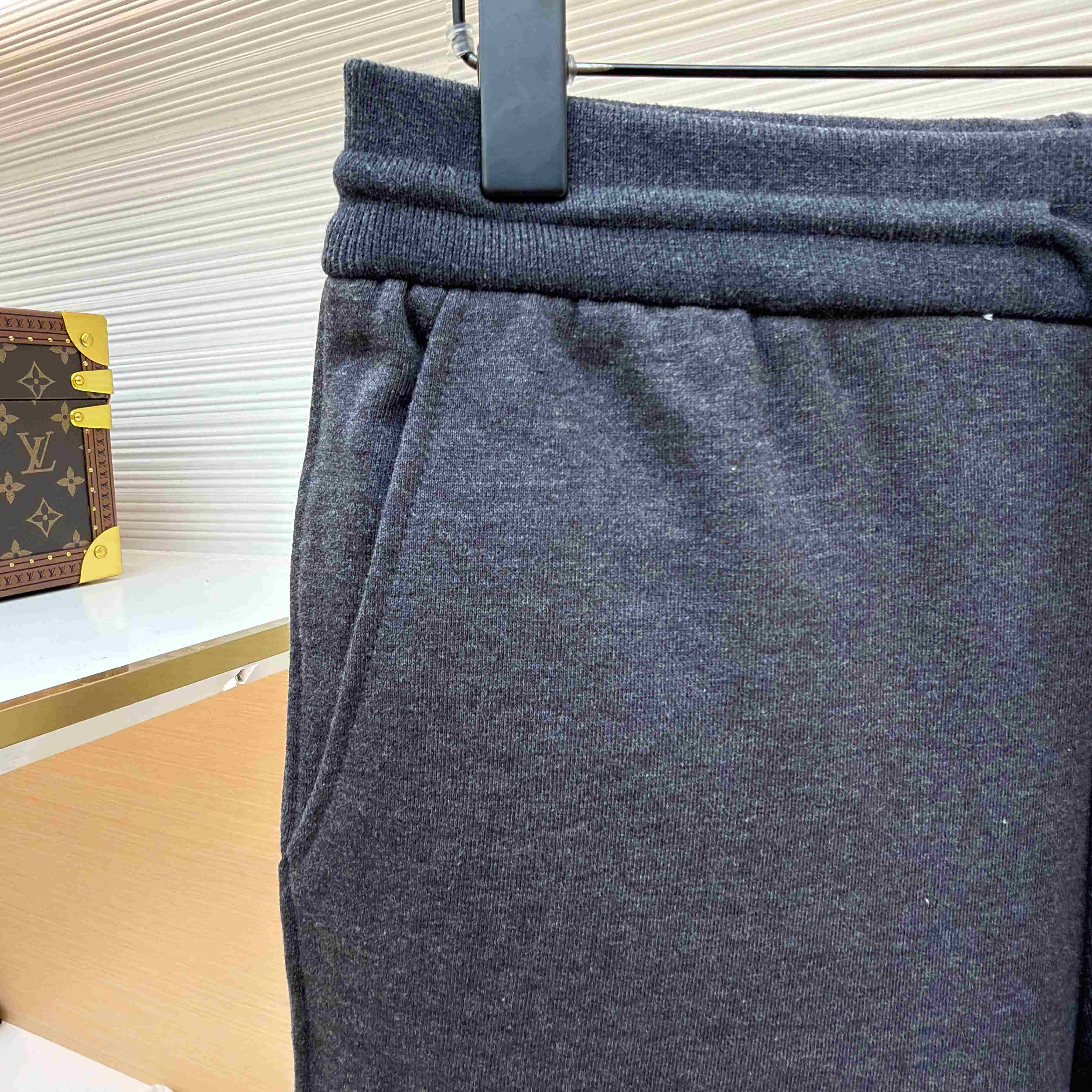 Thom Browne Classic Loopback 4-Bar Sweat Shorts - DesignerGu