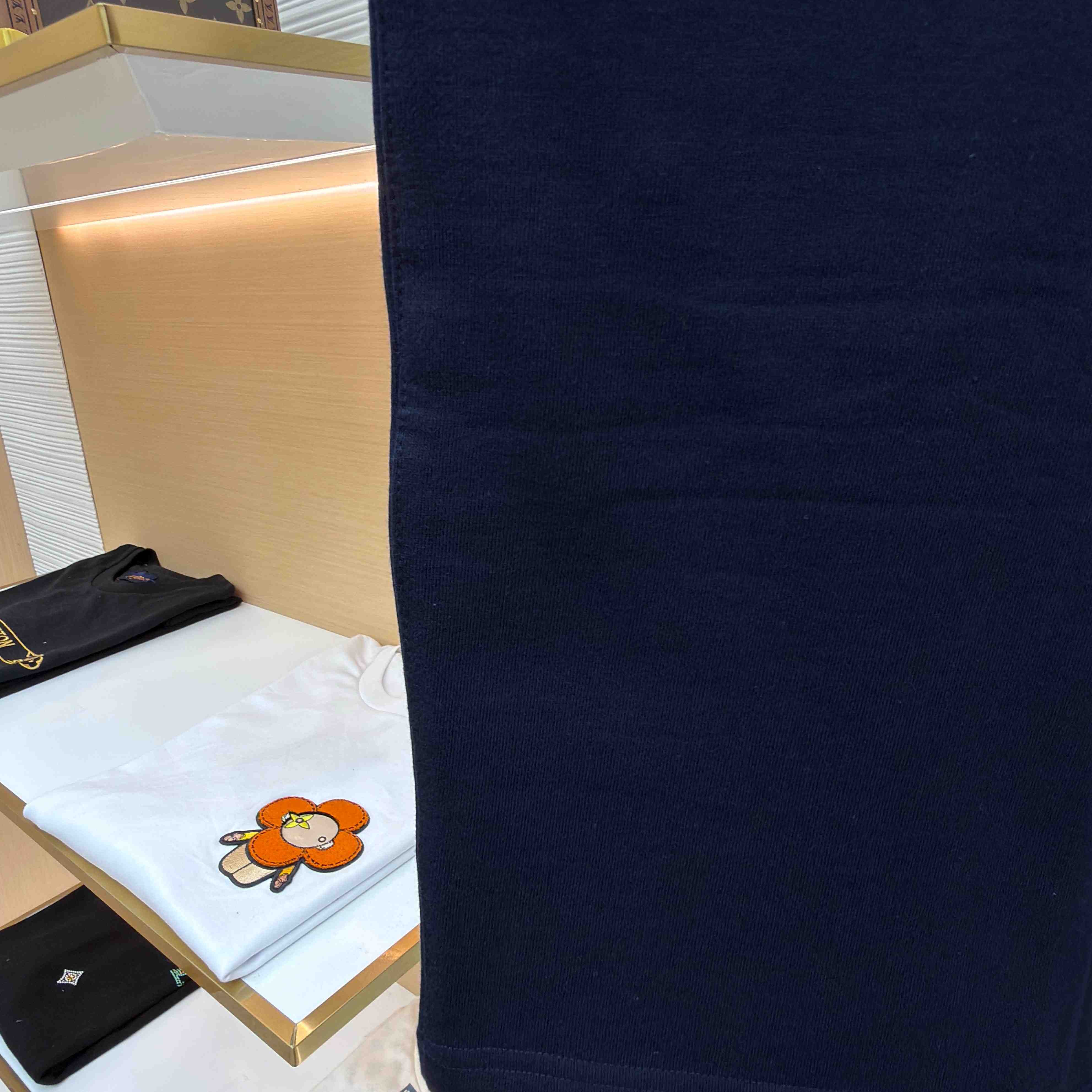 Thom Browne Navy Loopback 4-Bar Shorts - DesignerGu