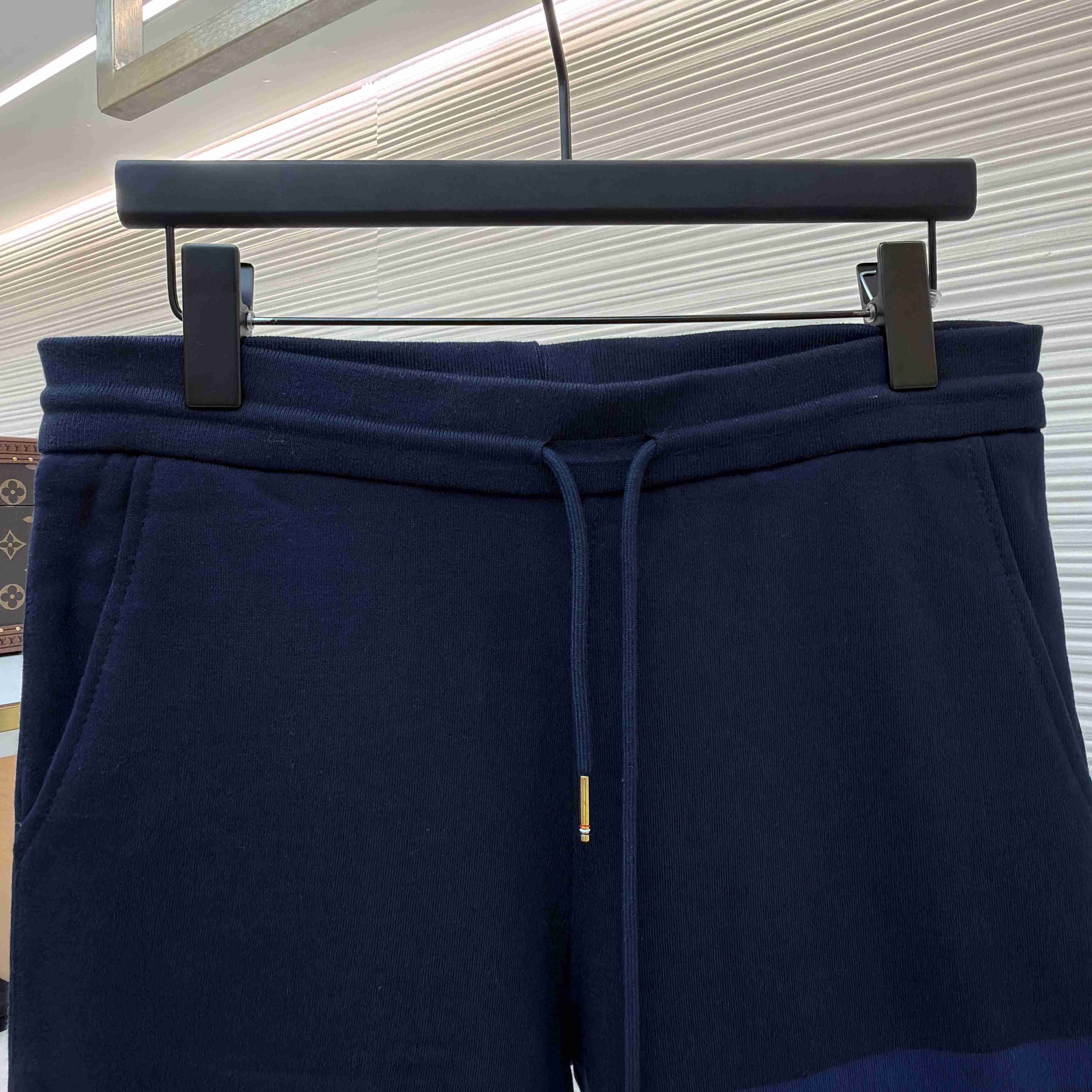 Thom Browne Navy Loopback 4-Bar Shorts - DesignerGu