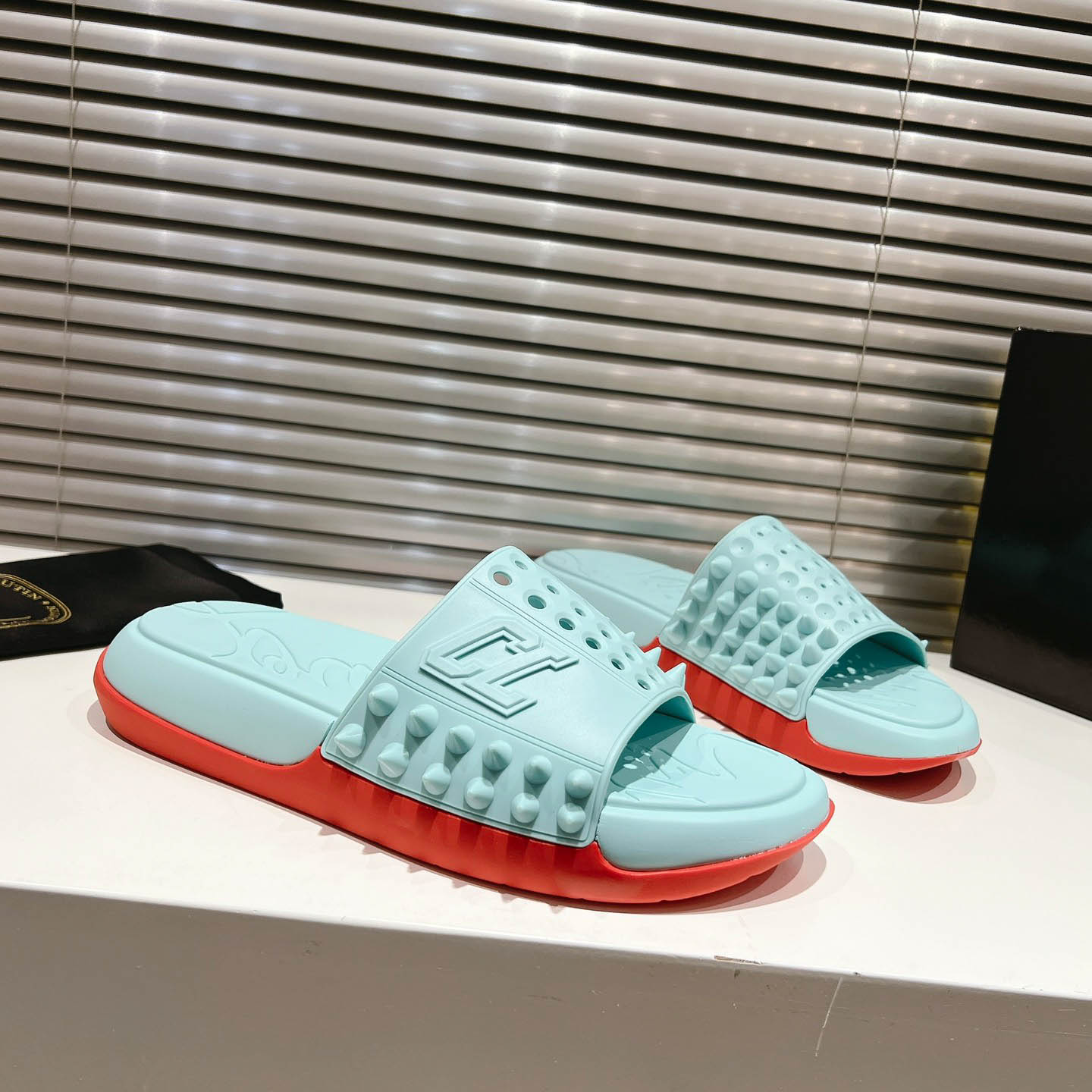 Christian Louboutin Take It Easy Sandals - DesignerGu